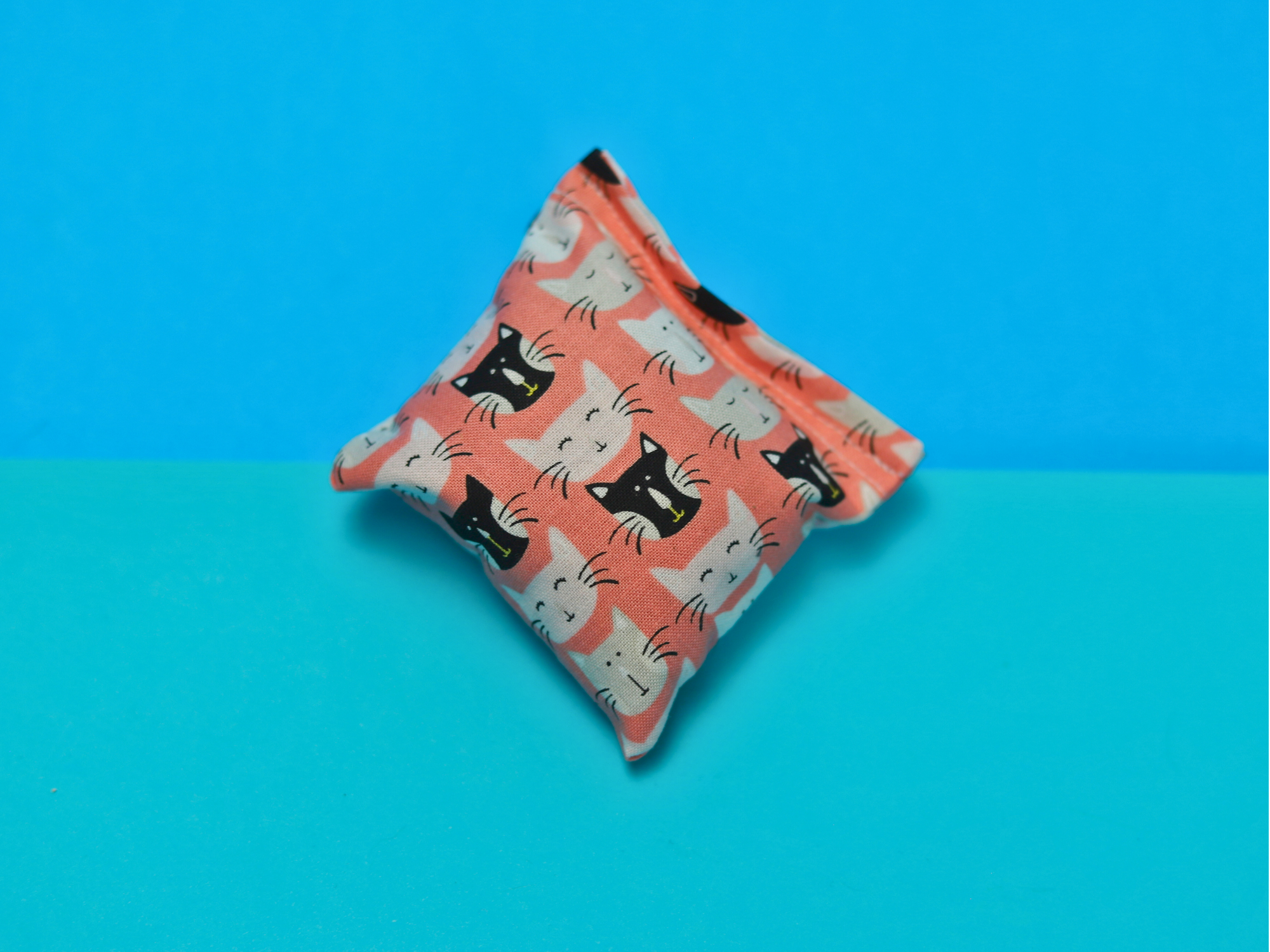 Meow Avenue – wholesale Pet toy – Cat – Meow Munchkin6