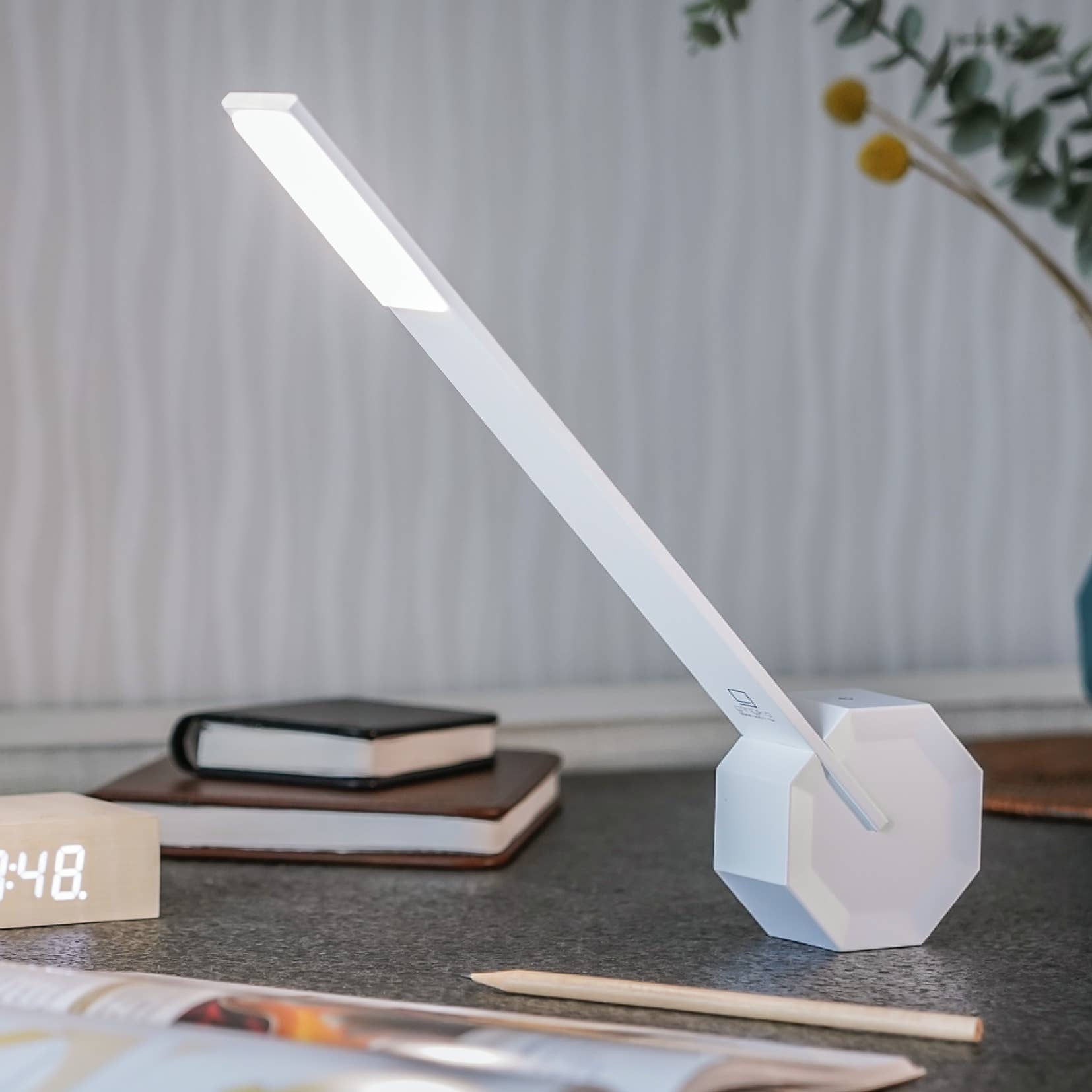 Gingko Design - Wholesale Accent/Desk Lamp - Octagon One Portable Desk Light7