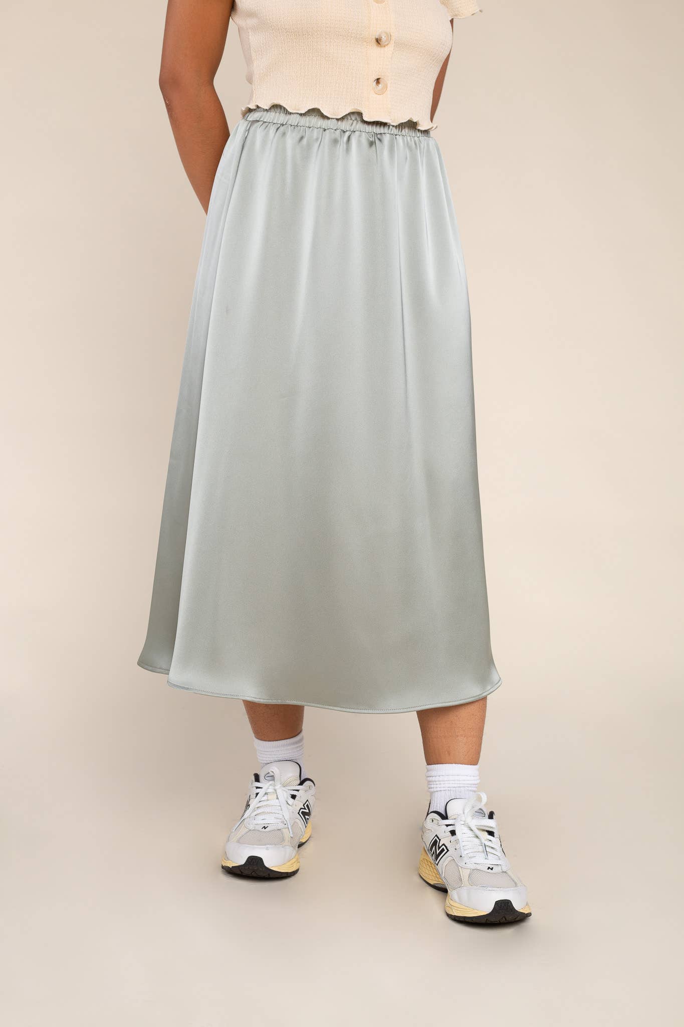NLT - Wholesale Skirt - Women's - Satin Midi Skirt - Plus Size8