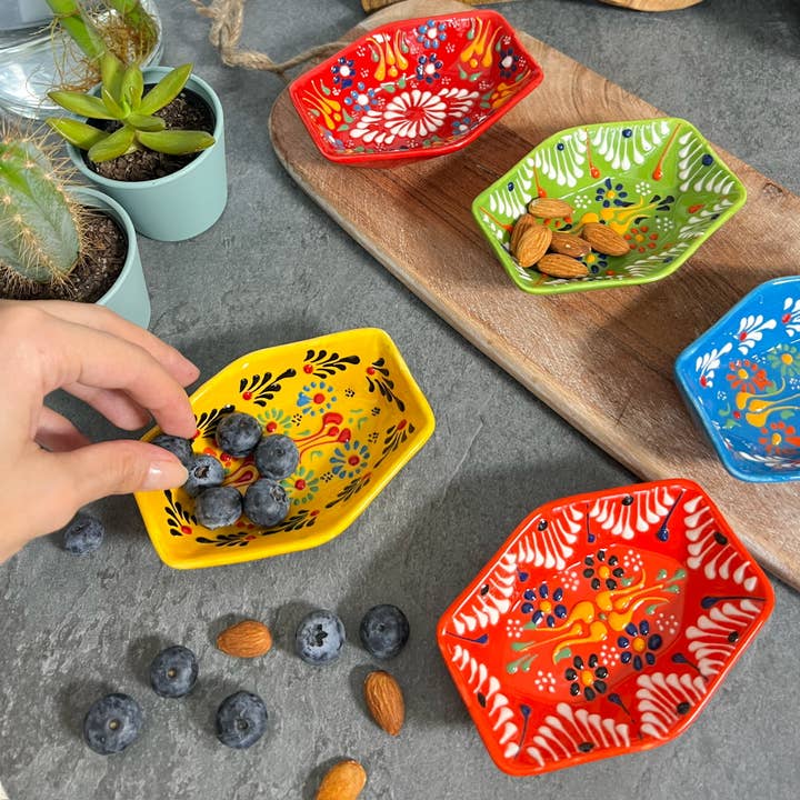 Ceramic Bowls, Handmade Trinket Dish, Cute Kitchen Decor for wholesale by Umays Boho
