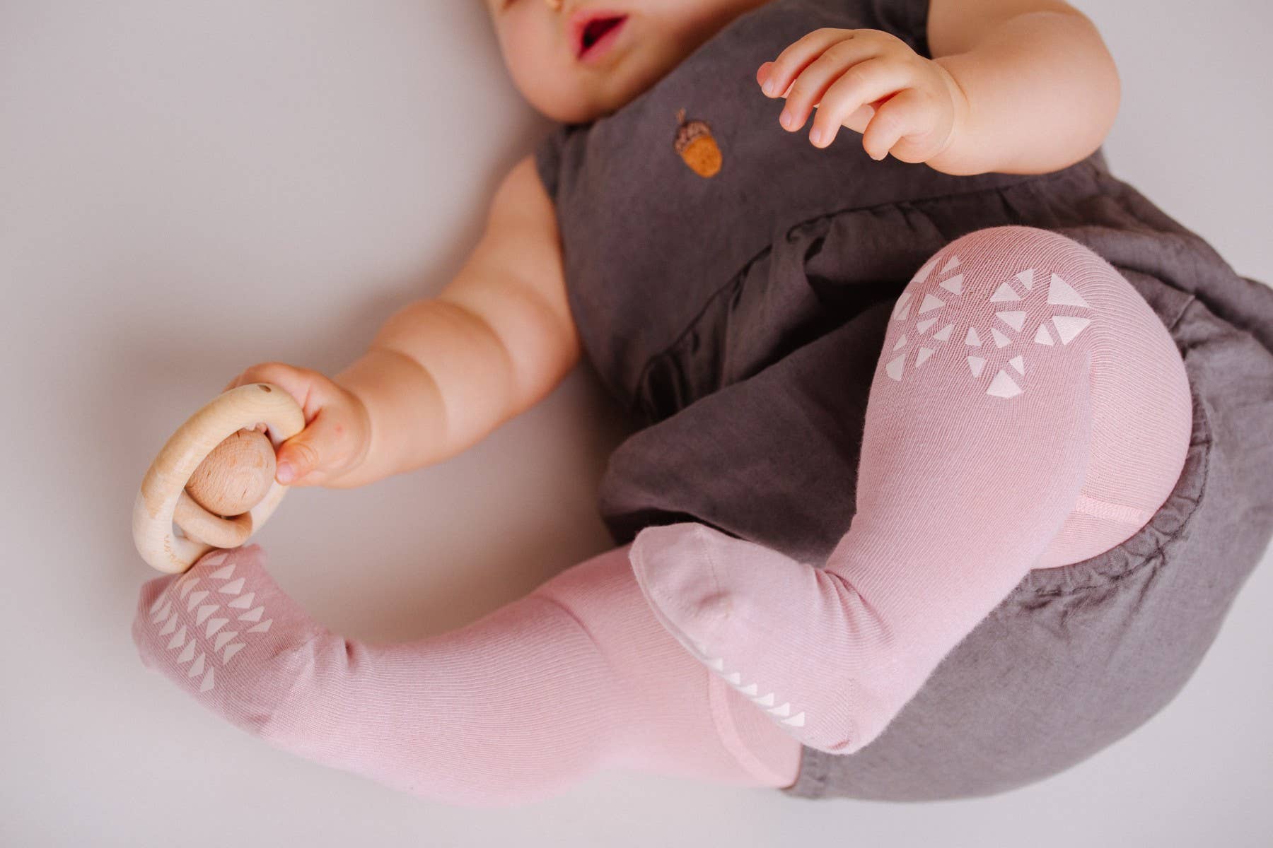 Olie the Curious - Wholesale Socks - Women's - Pink Butterflies Crawling Tight10