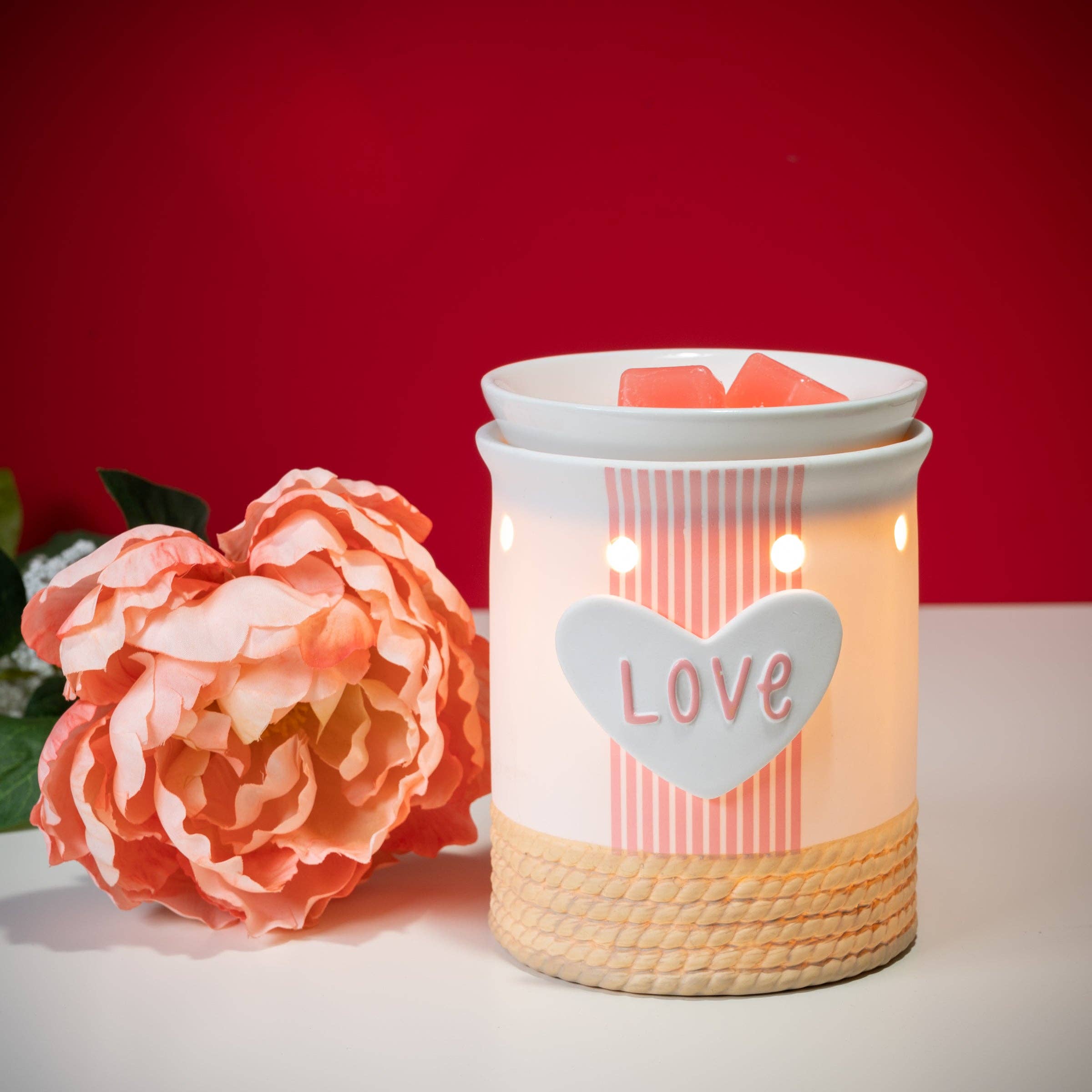 ScentSationals - Wholesale Wax Warmer - Valentine's Day Love Fragrance and Wax Electric Warmer2