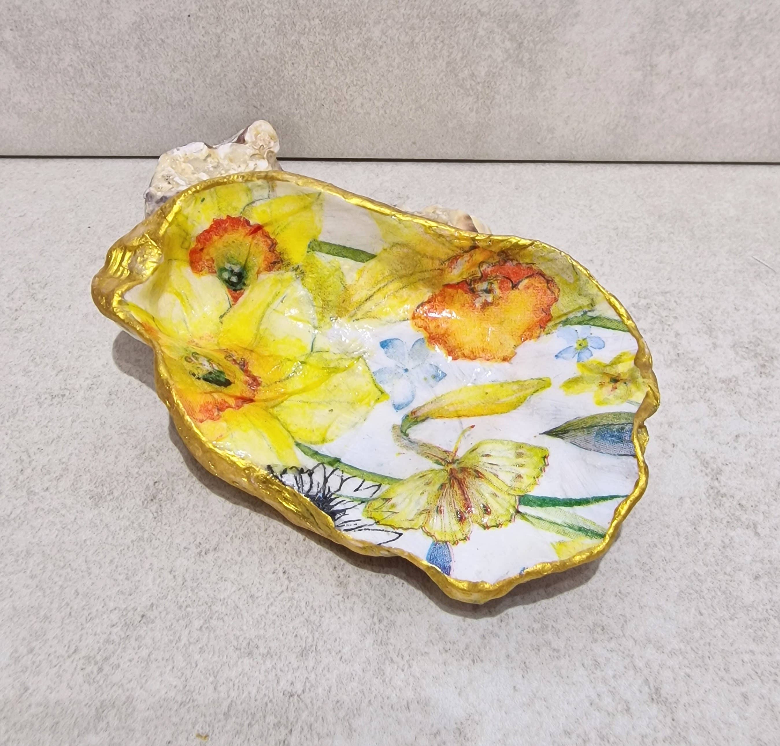 Bee my Oyster - Wholesale Jewelry Dish - Daffodil Flowers Large Oyster Shell Trinket Dish