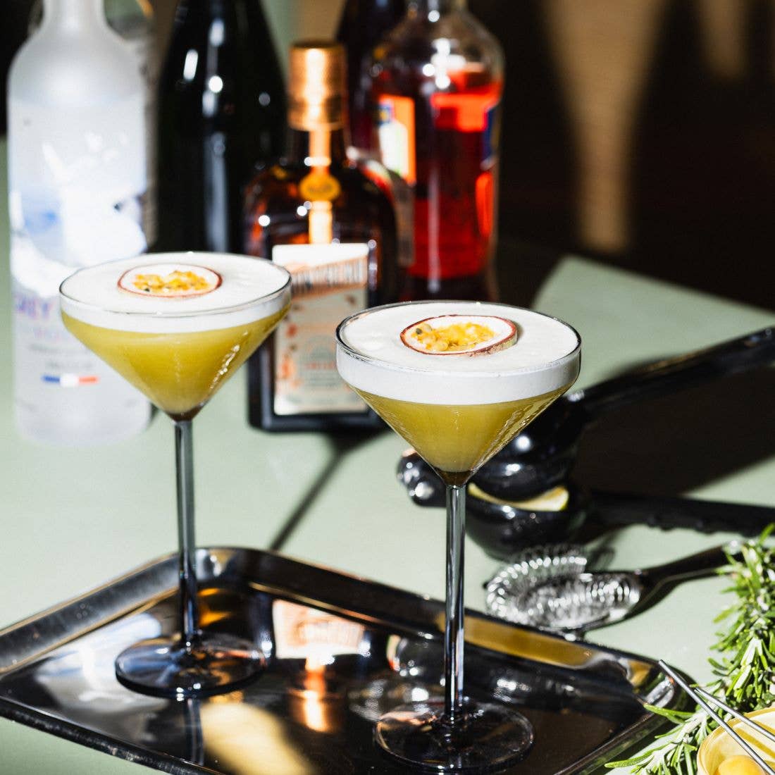 Brût Home and Glassware - Wholesale Cocktail/Liquor Glass - Cocktail Glass Claude | set of 2 | grey | Martini glasses2