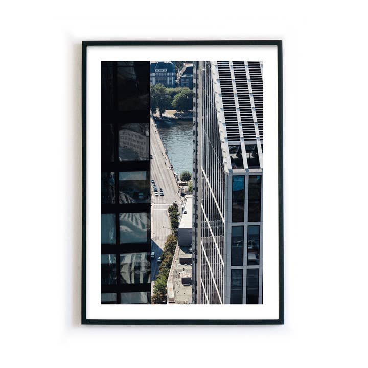 4one Pictures - Wholesale Poster - Between skyscrapers - Frankfurt Poster3