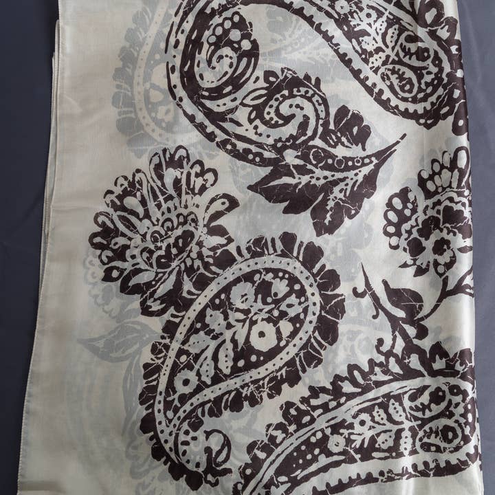 Pashmisy - Wholesale Scarf - Women's - Chocolate Paisley Habotai Silk Scarf3