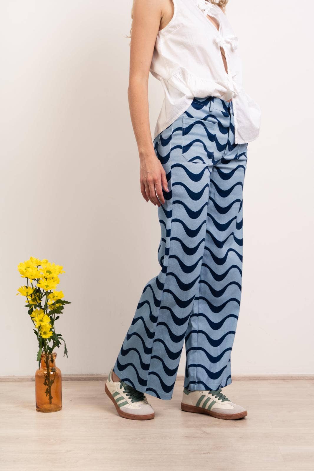 MindTraveler – calças de ganga - Mulher por atacado – Jeans Valeria Waves azul4