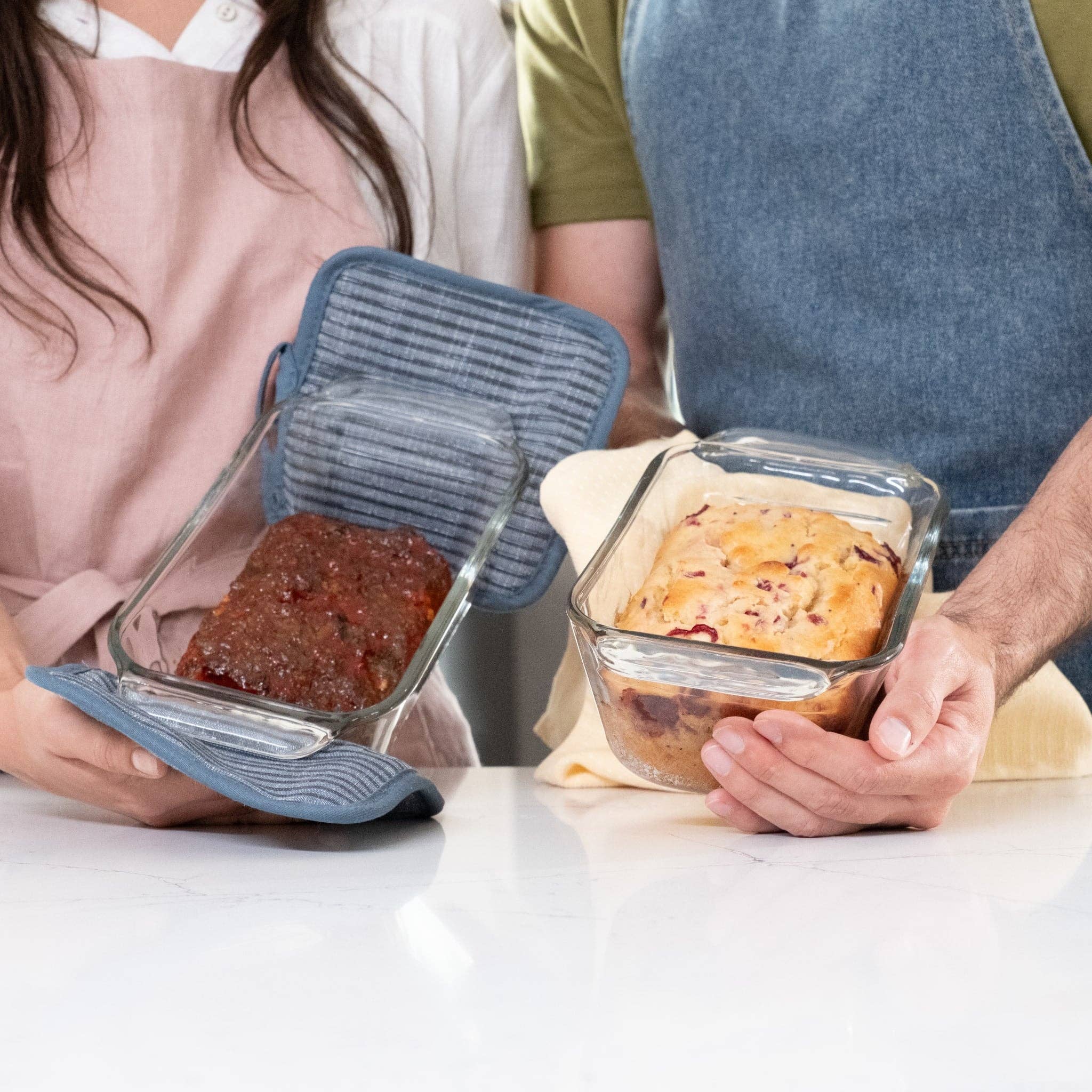 Libbey - Wholesale Baking Dish - Libbey Baker’s Premium Glass Loaf Baking Dish Set of 2, Stackable Bakeware with GreatGrip Handles, Durable Glass Bread Pans3