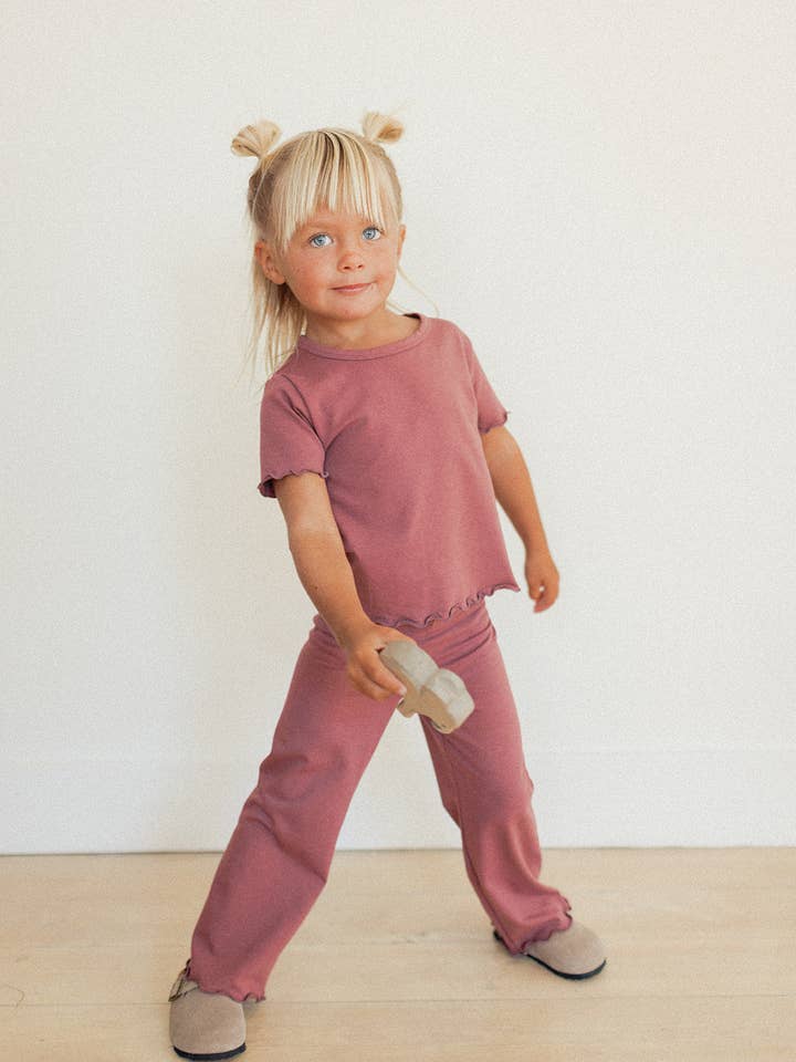 Barn Sallad Fåll Byxor för wholesale av Jax & Lennon Clothing Co.