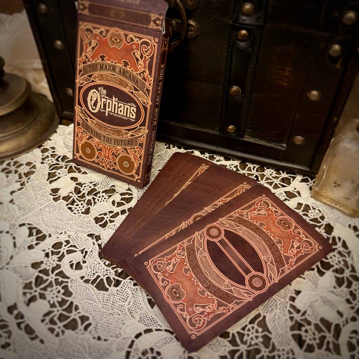 The Orphans of Dudleytown - Vendita all'ingrosso Tarocchi - *NUOVO* Il Mazzo degli Arcani Maggiori degli Orfani (3ª Edizione)1