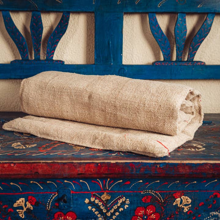 Lineage Botanica - Wholesale Bench - Bedroll - Antique handwoven hemp, Hungarian grain sack - BR251