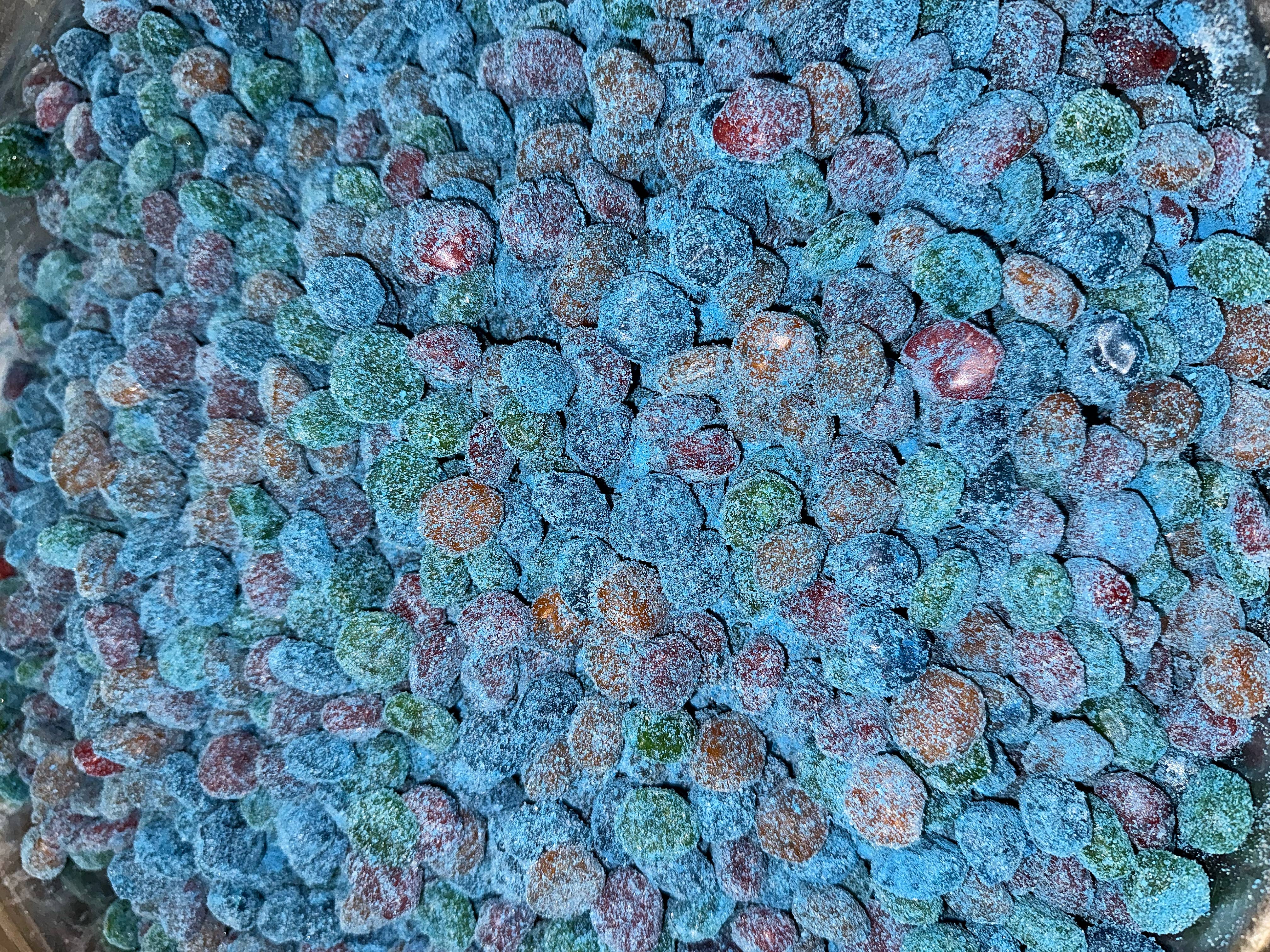 Mike's Sweet and Spicy - Wholesale Gummy - Sour Blue Razz Gusher Bursts1