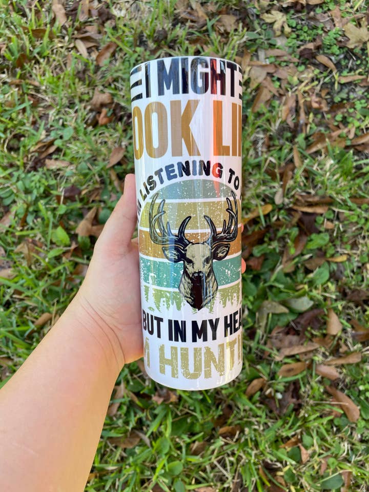 Gobelet de chasse pour la vente par Blushed & Boozy