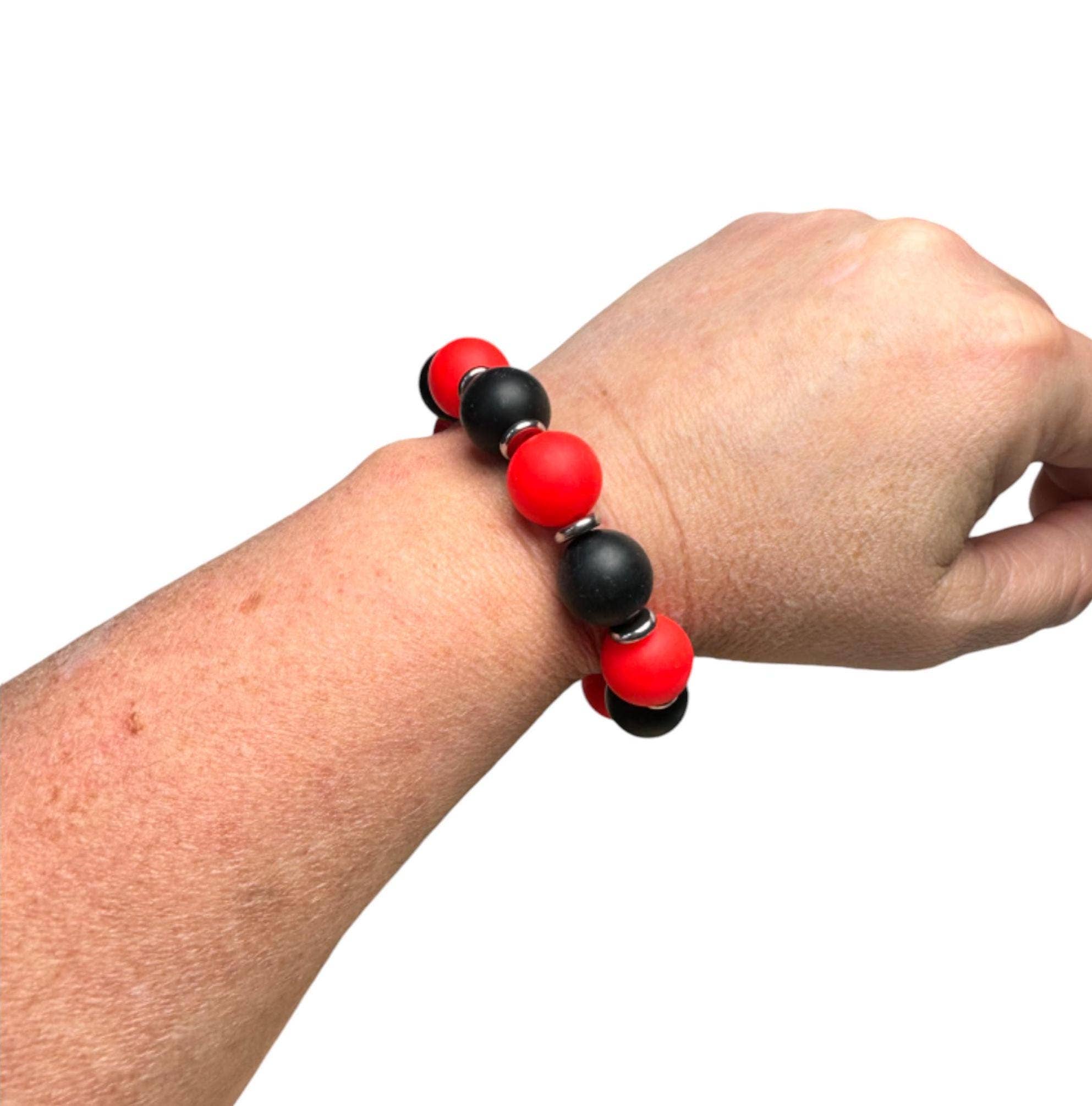 Fish Towne Designs, LLC - Wholesale Beaded Bracelet - Red and Black Game Day Chunky Bead Bracelet6