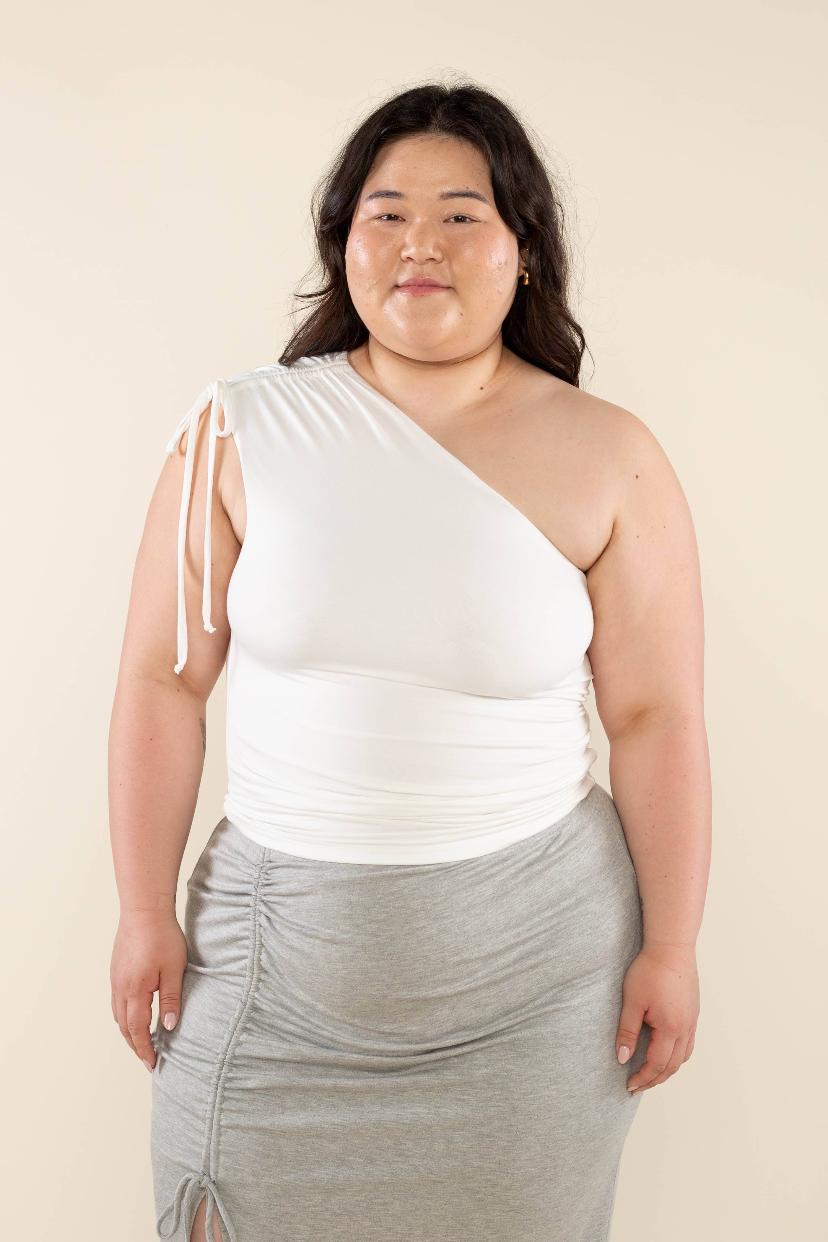 NLT – Engroshandel Strikket top - Dame – Vermont en skulder top3