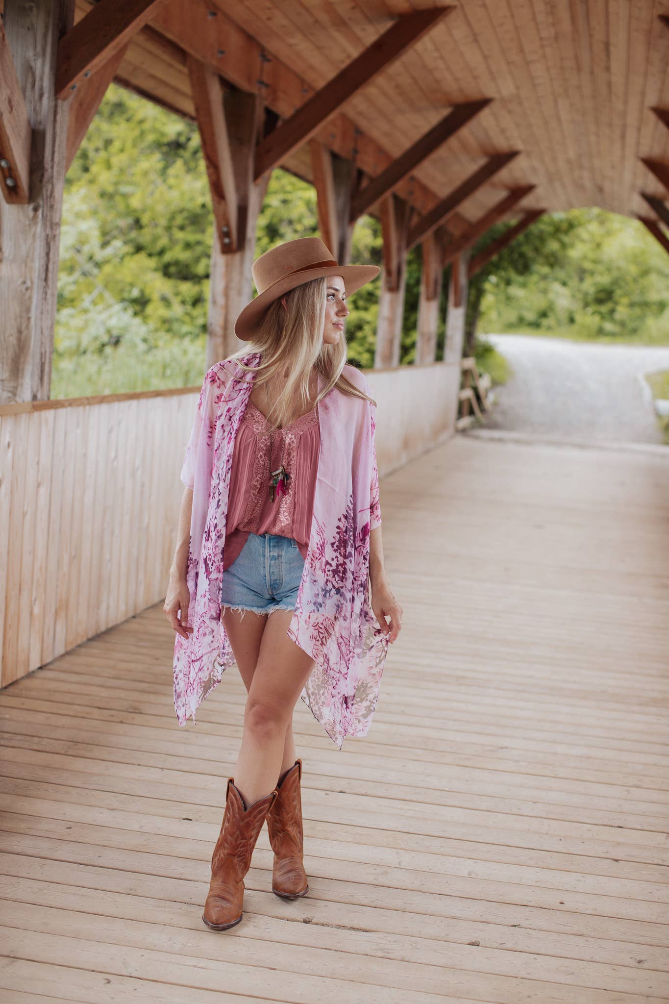 Ellemairco – wholesale Kimono – Women's – Blossom Kimono5