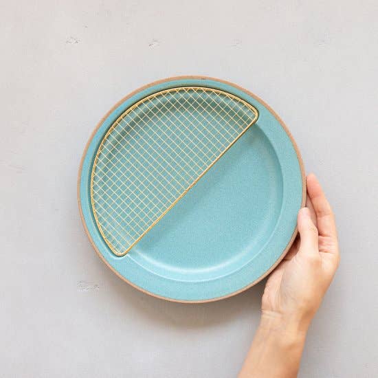 KIKIME – wholesale Dinner plate – amime Plate Half 9" | Plate w/ Half-moon shaped metal net 17