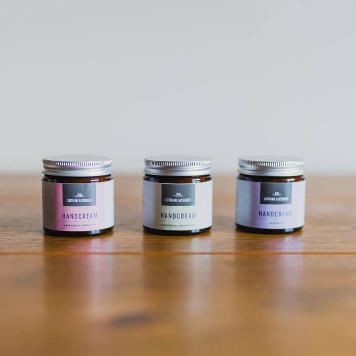 Rigt fugtgivende cremer håndlavet med rene æteriske olier for engroshandel hos Lothian Lavender