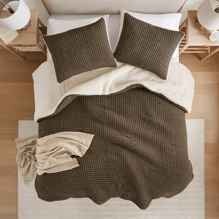 Olliix - Wholesale Bedding Set - Waffle Knit Chenille Comforter Set, Brown3