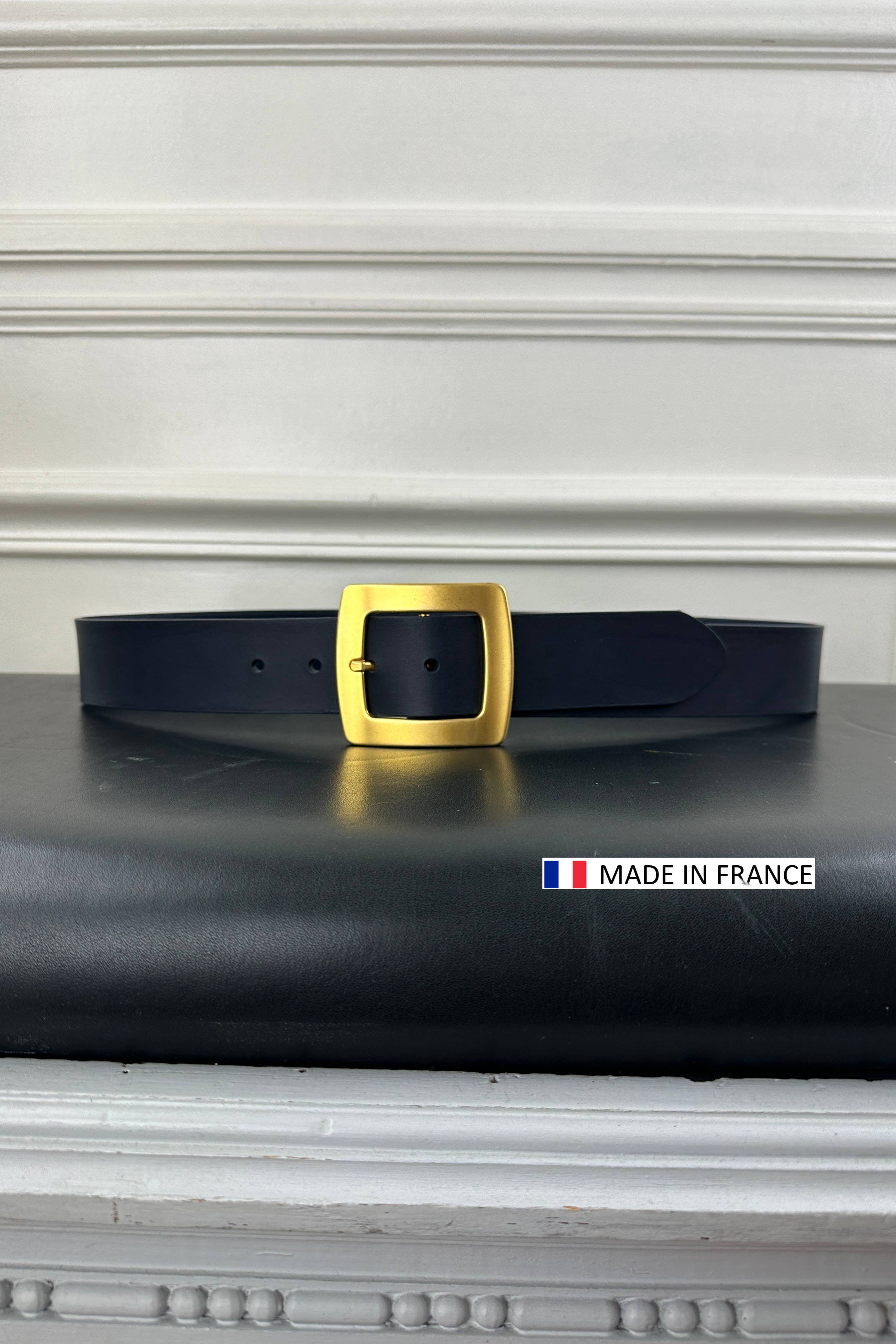 JULIA PARIS – wholesale Belt – Women's – Smooth cowhide leather belt 40mm - matte gold square buckle4