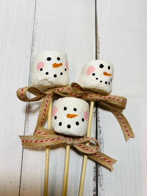 A Gnome on the Roam - Wholesale Christmas Decoration - Faux Christmas Marshmallows with a skewer, Snowman face6