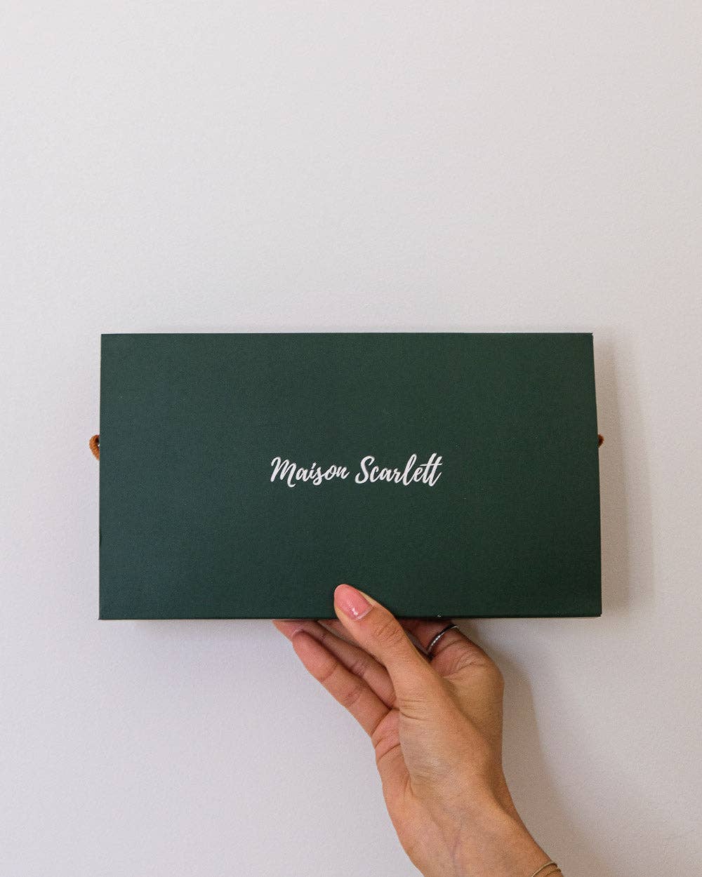 Maison Scarlett – Bolsa de higiene pessoal - Mulher por atacado – Necessaire Charlotte em tecido teddy6