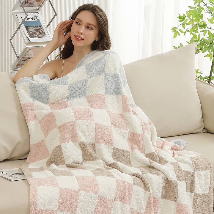 Fashion City - Wholesale Throw Blanket - Multicolor Checkered Reversible Throw Blanket1