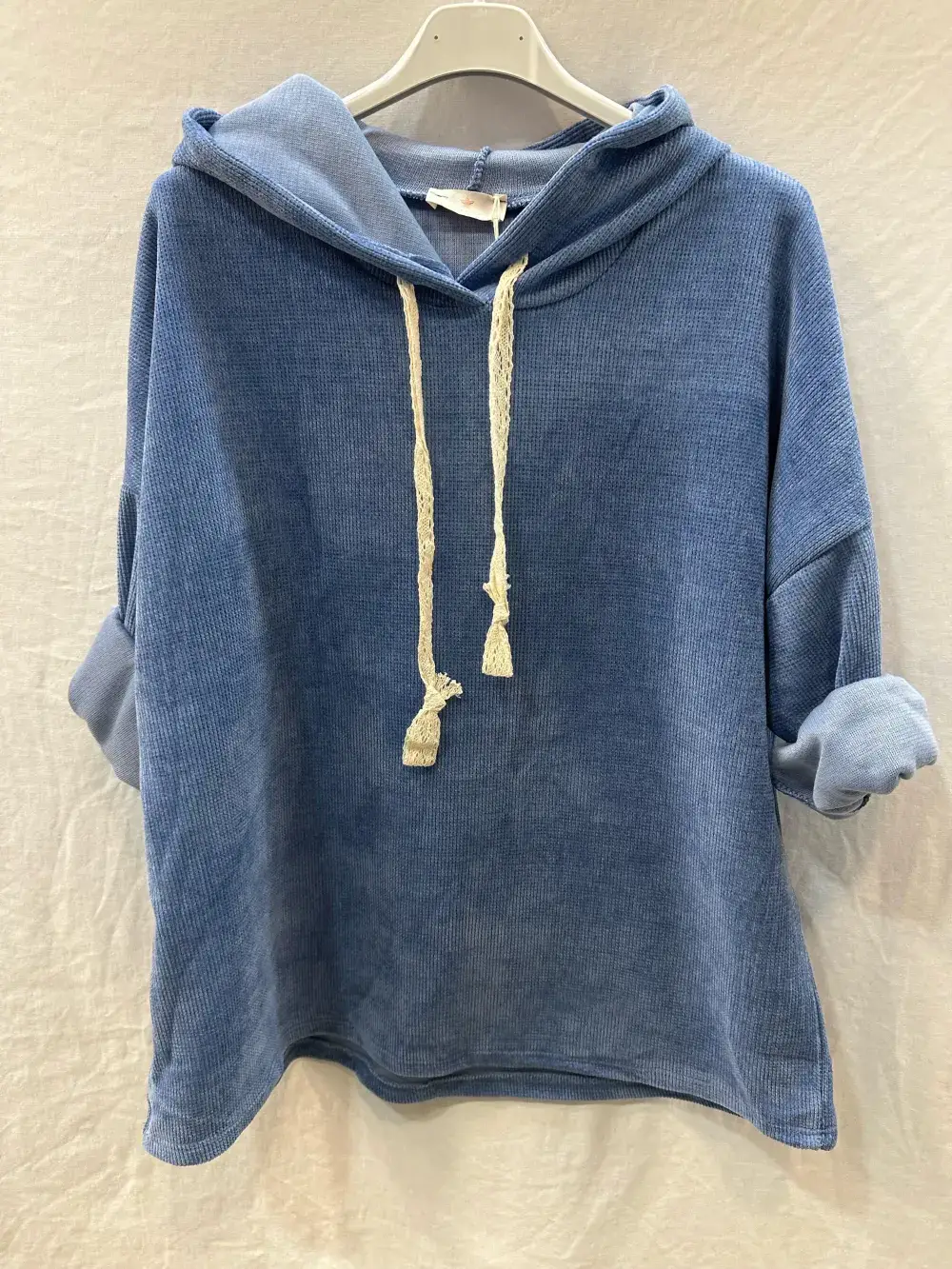 Mimi & Gogo – Engroshandel Hoodie – Kvinder – Velourhættetrøje med blonder og snøre7