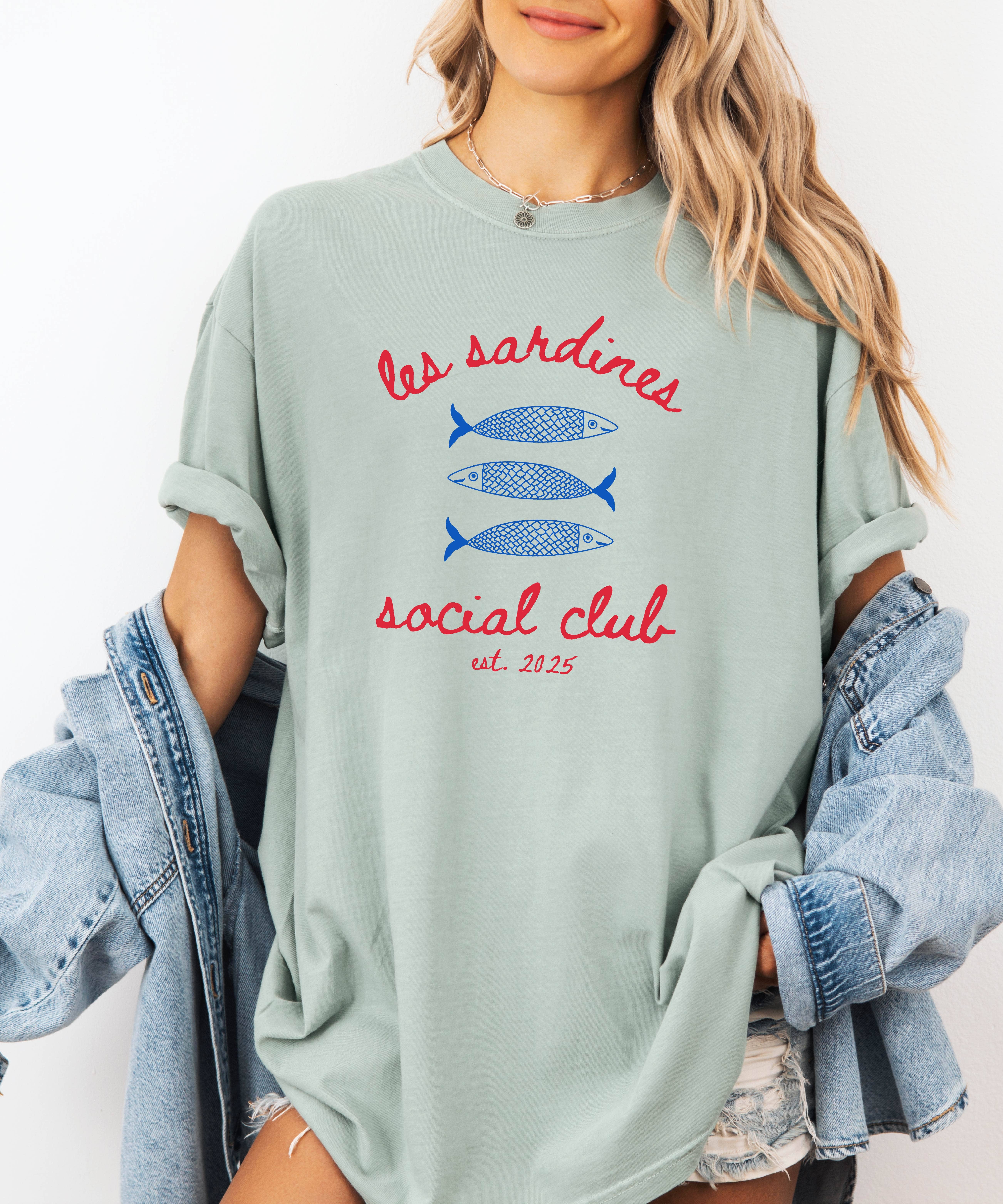 P E T I T R U E - Vendita all'ingrosso Tunica - Donna - T-shirt vintage Comfort Colors con stampa Sardine, stile estivo3