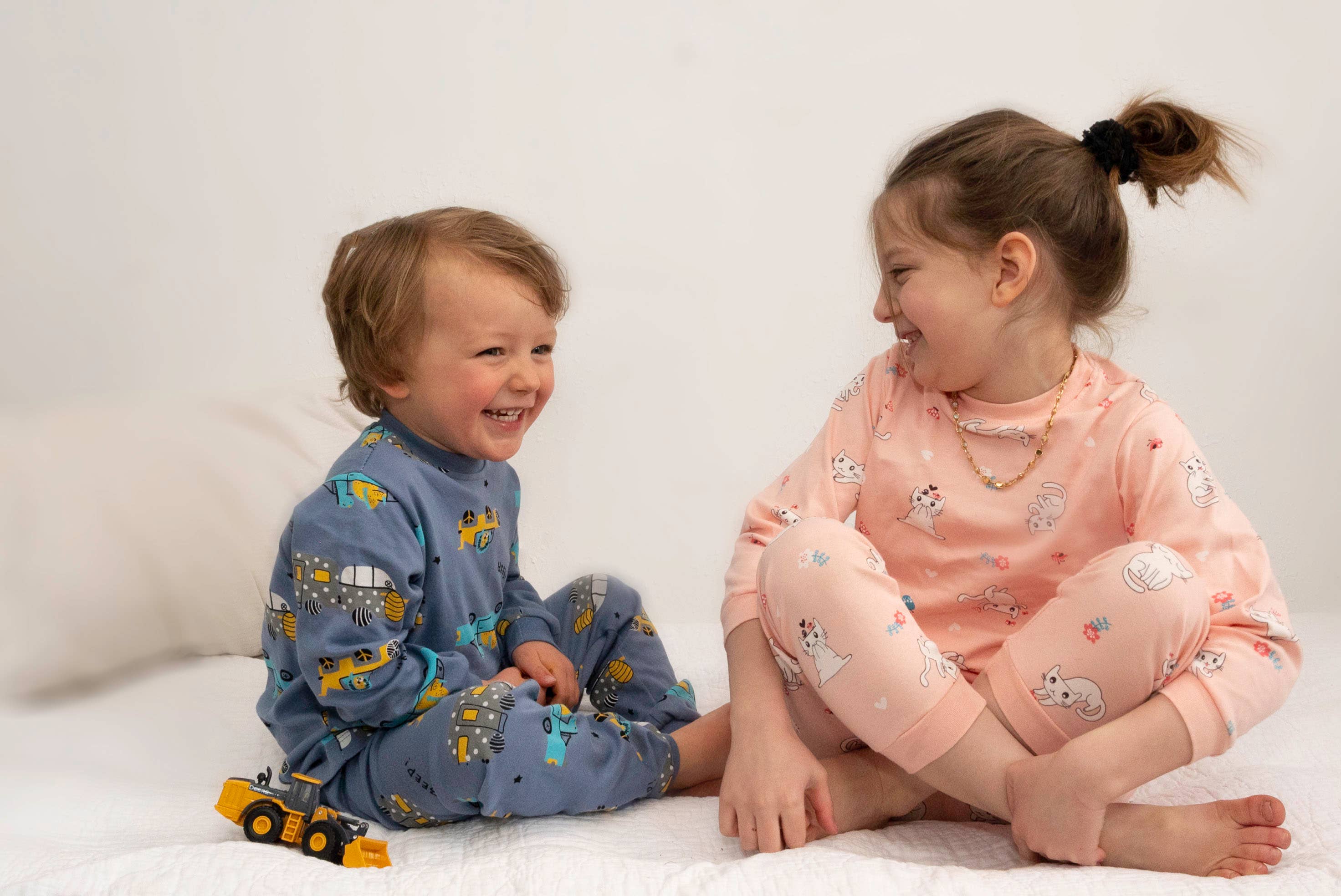 KaWaii Baby Diapers – wholesale Sleepwear set – Kids – WHOLESALE  LOT CHILDREN'S 2-PC CLOTHES SET 1-6T, 100 SETS18