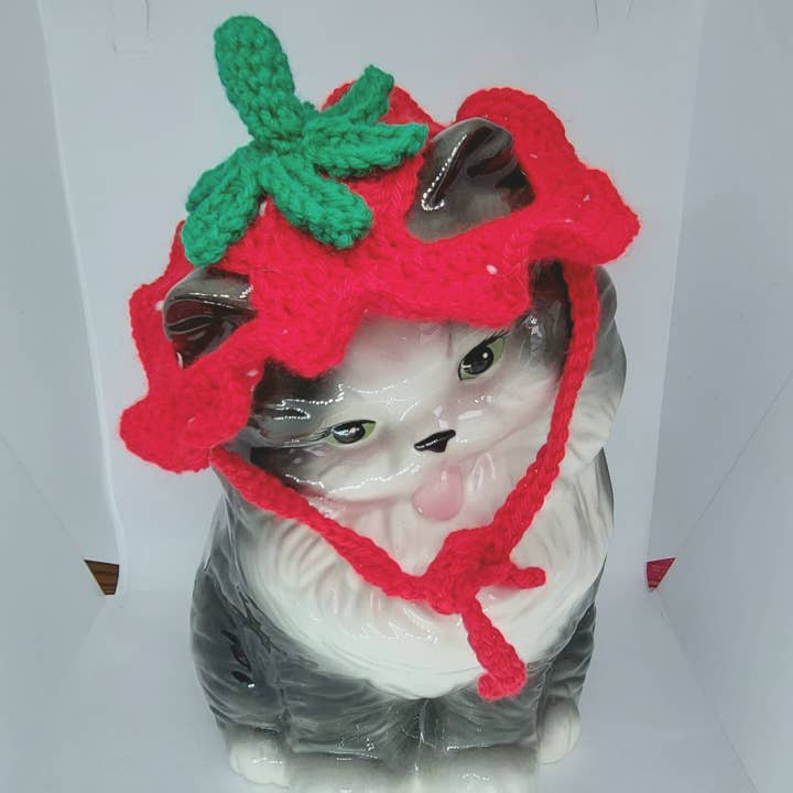 Glitter Ghost Clothing and Accessories – Engroshandel Hundehat - Hund – Hæklet Jordbærhue - Kattehjelm - Pet Hat