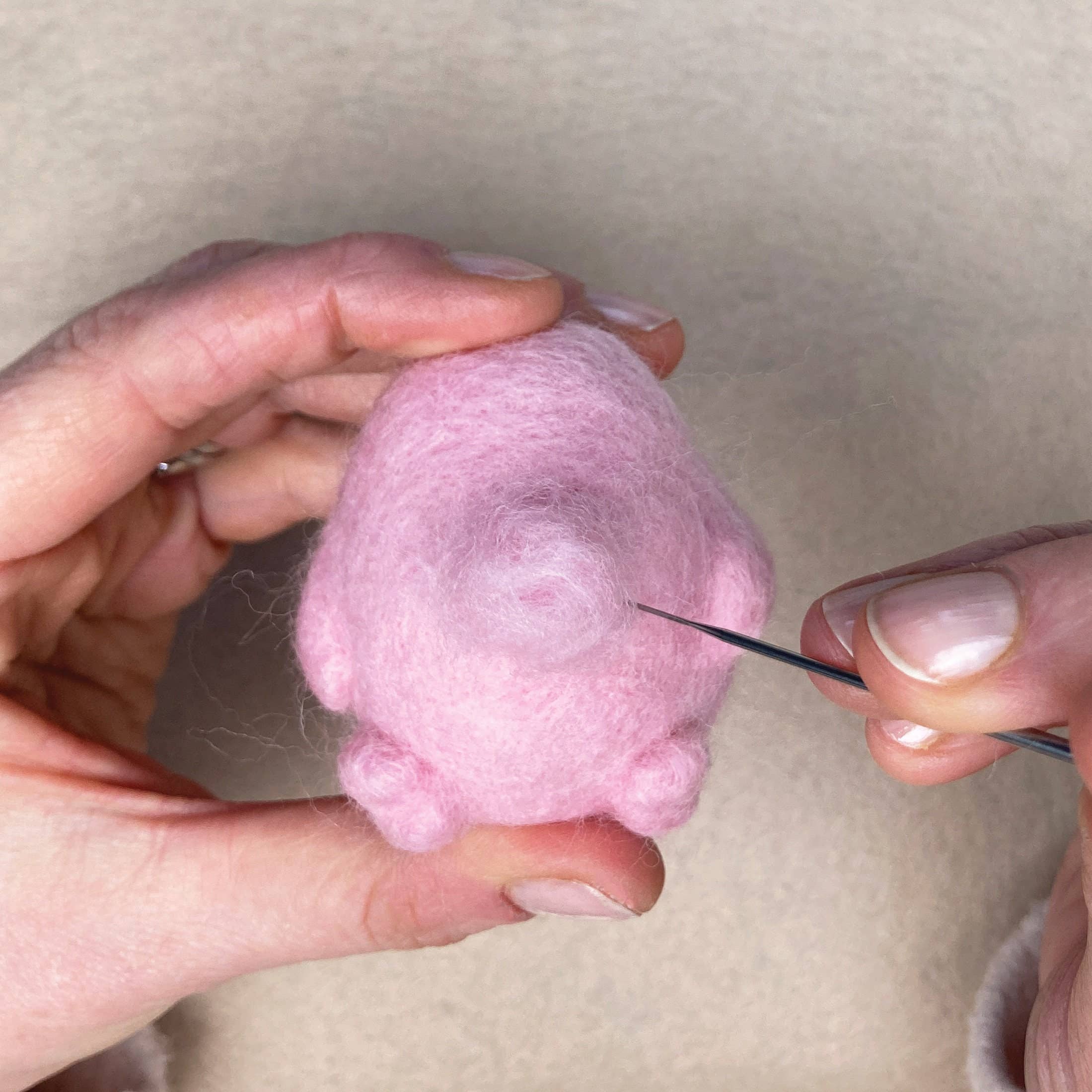 Bergin & Bath - Venta al por mayor Kit de manualidades - Kit de agujas para fieltrar - Mini mascotas 1. Haz TRES animales de fieltro.6