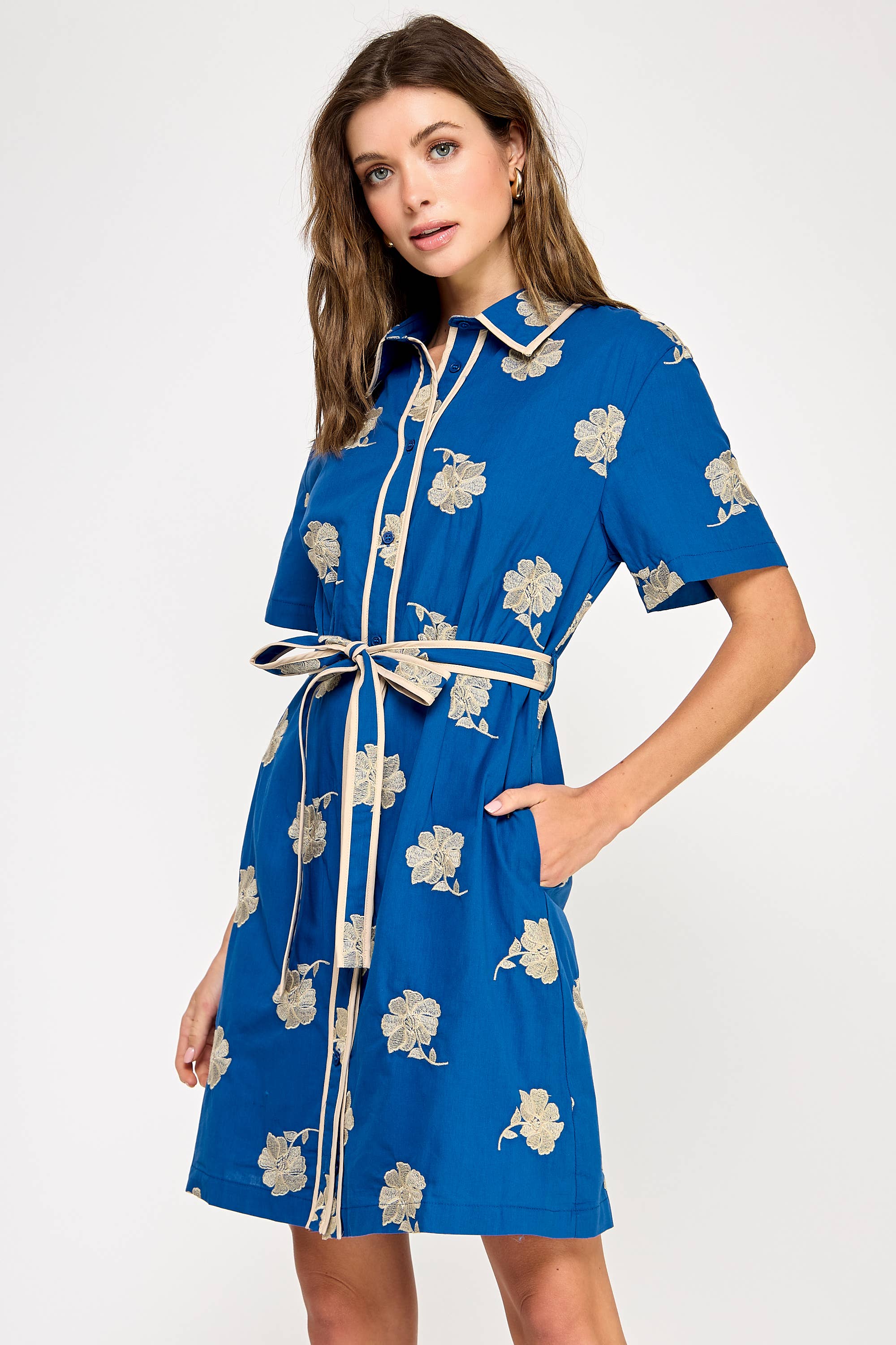 RUBIENN – Vestido - Mulher por atacado – Vestido curto bordado3