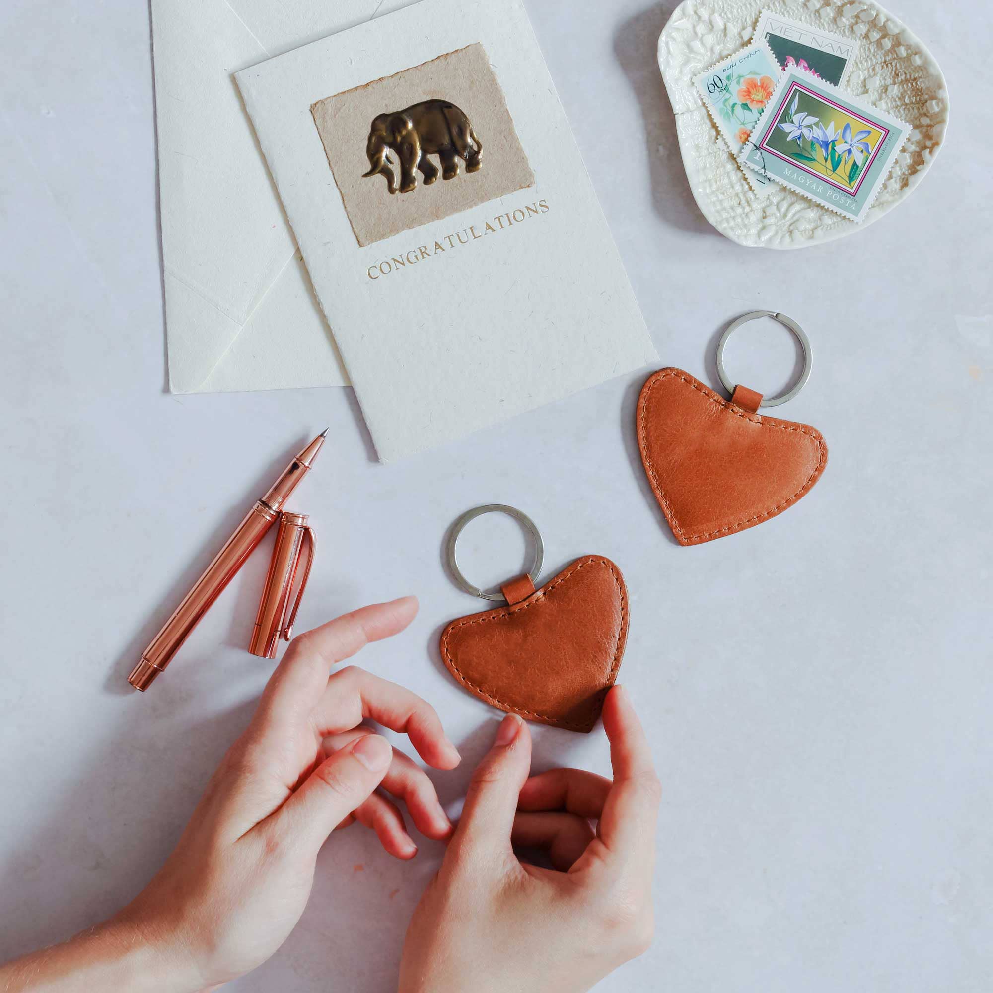 The Paper High Gift Company Limited – wholesale Keychain – Unisex – Leather Heart Keyring - Love Heart Key chain2