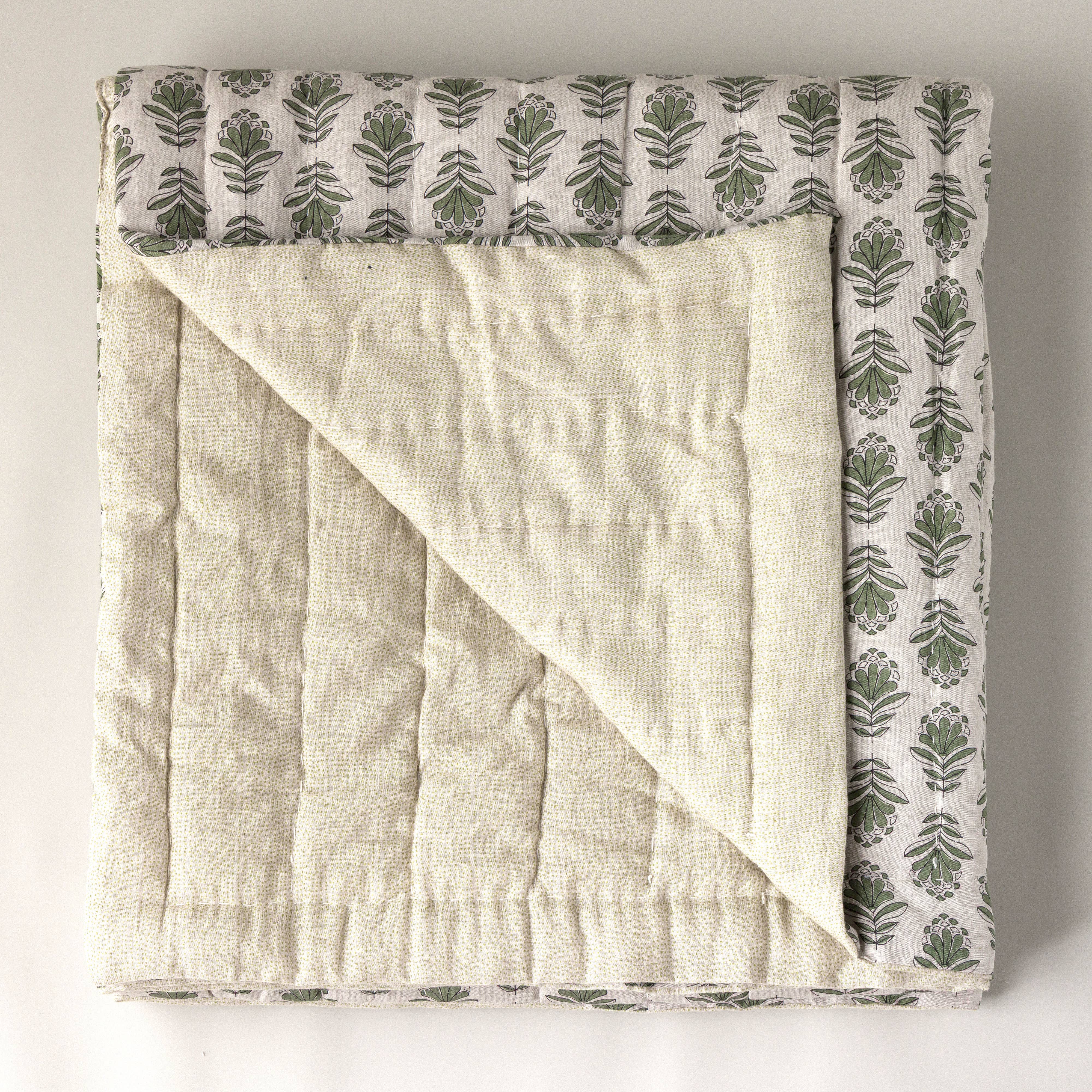 Co.House Designs - Wholesale Quilt - Charlie Block Print Quilt4