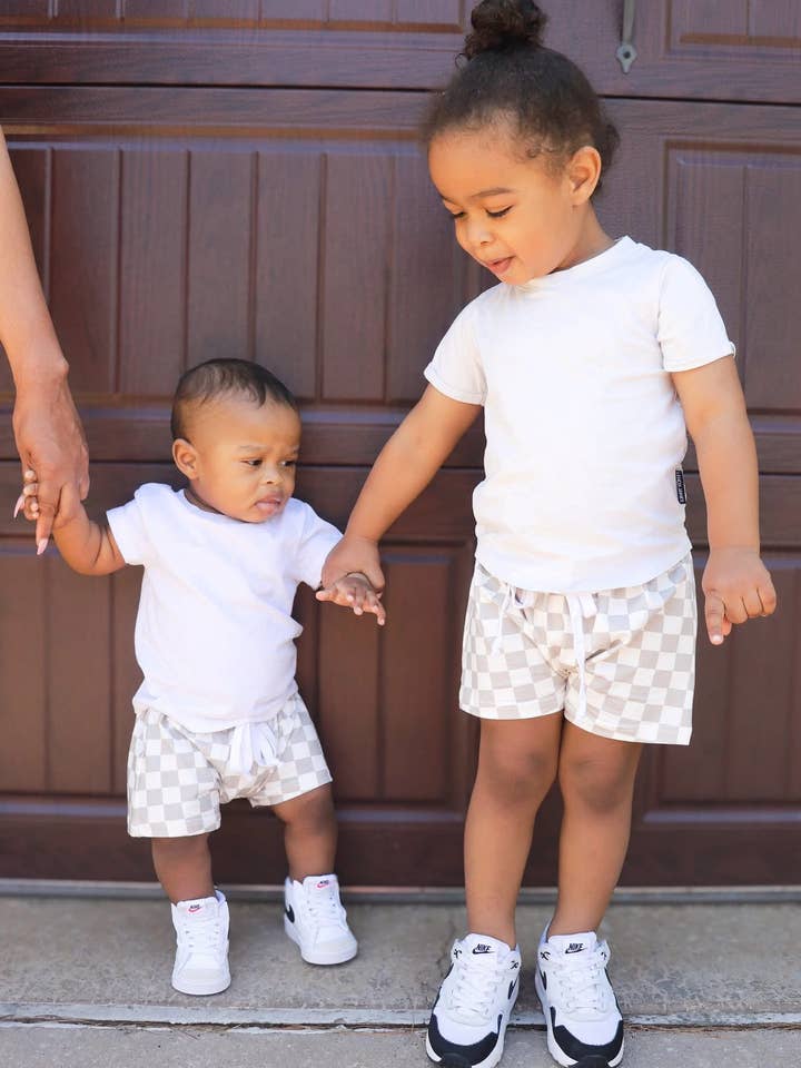 Lettie Grays Clothing - Wholesale Shorts - Kids - Taupe | Harem Checkered Shorts3