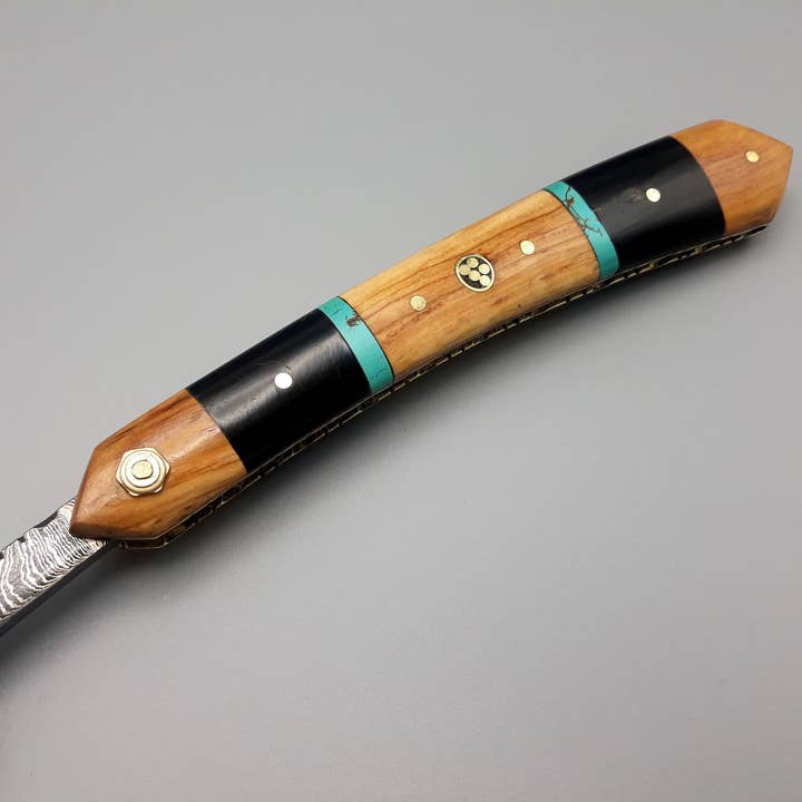 HomeTown Knives. - Wholesale Razor - HTK Damascus StraightRazor // Authentic Shave Experience