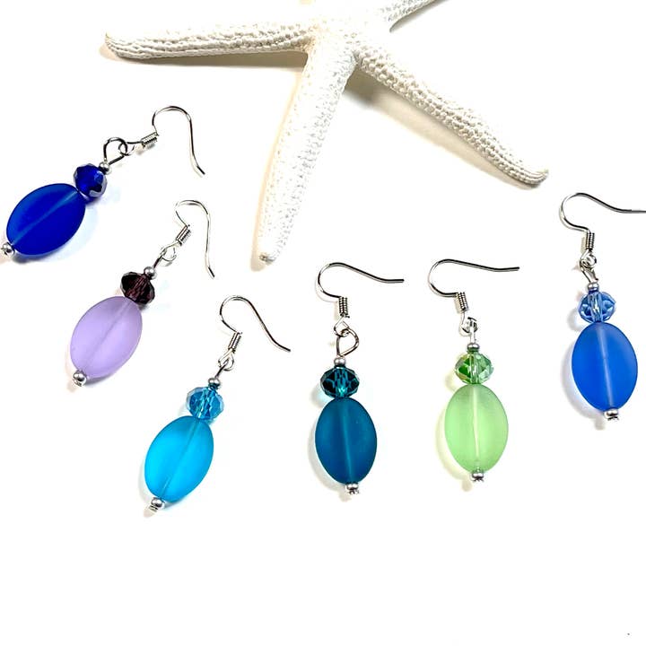 Assortiment oorbellen van zee glas voor wholesale door Devi Creations