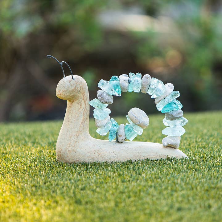 Garden Age Supply - Wholesale Outdoor Ornament/Decor - Beach Pebble Snails