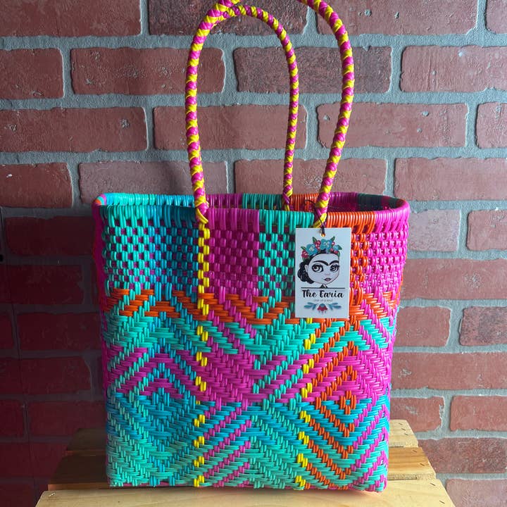 The Faria - Wholesale Beach Bag - Fuchsia & Turq. Handwoven recycled plastic beach Bags
