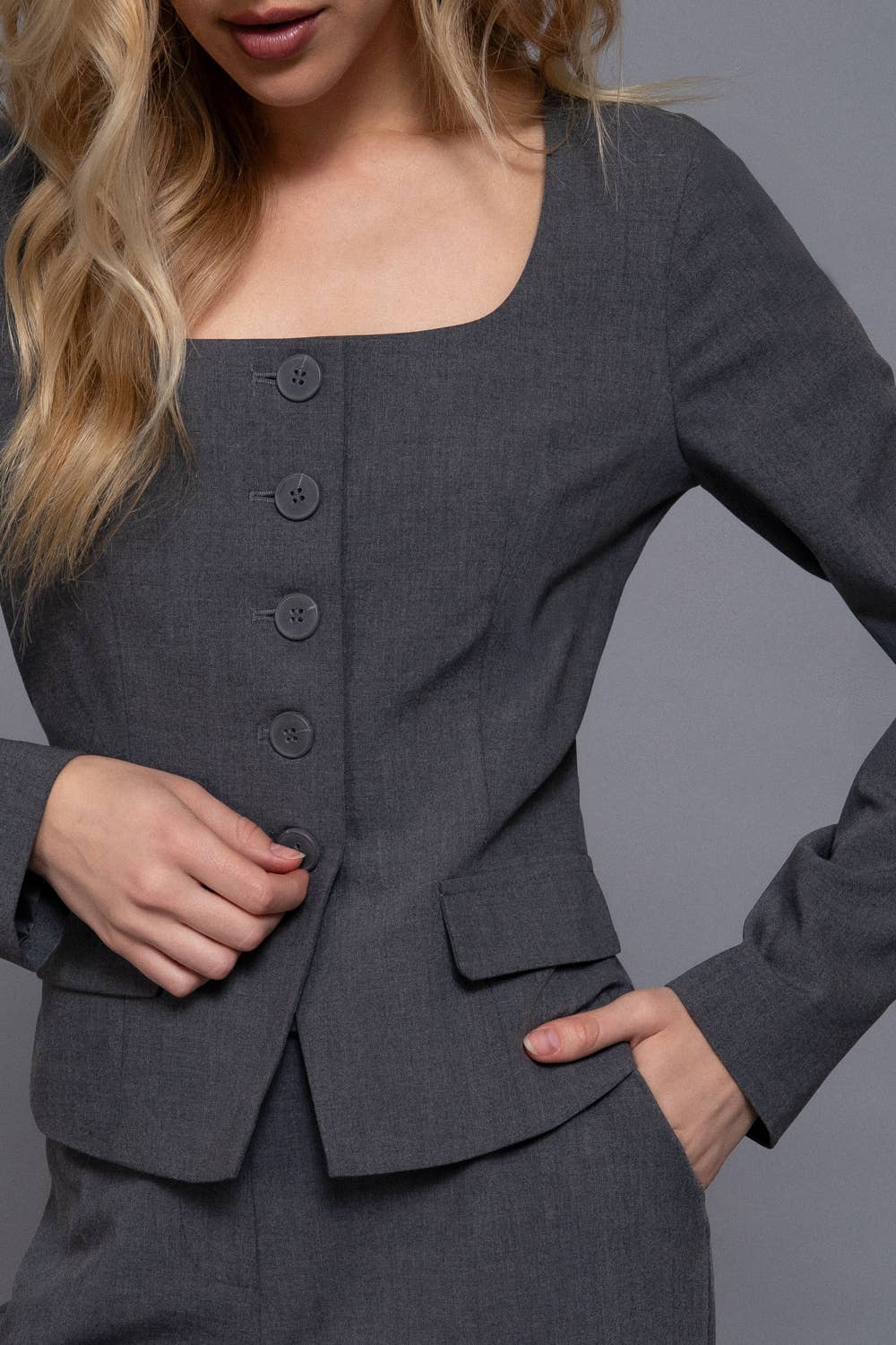 Active Basic | Active USA - Wholesale Blazer - Women's - Long Sleeve Square Neck Body Fitted Blazer3