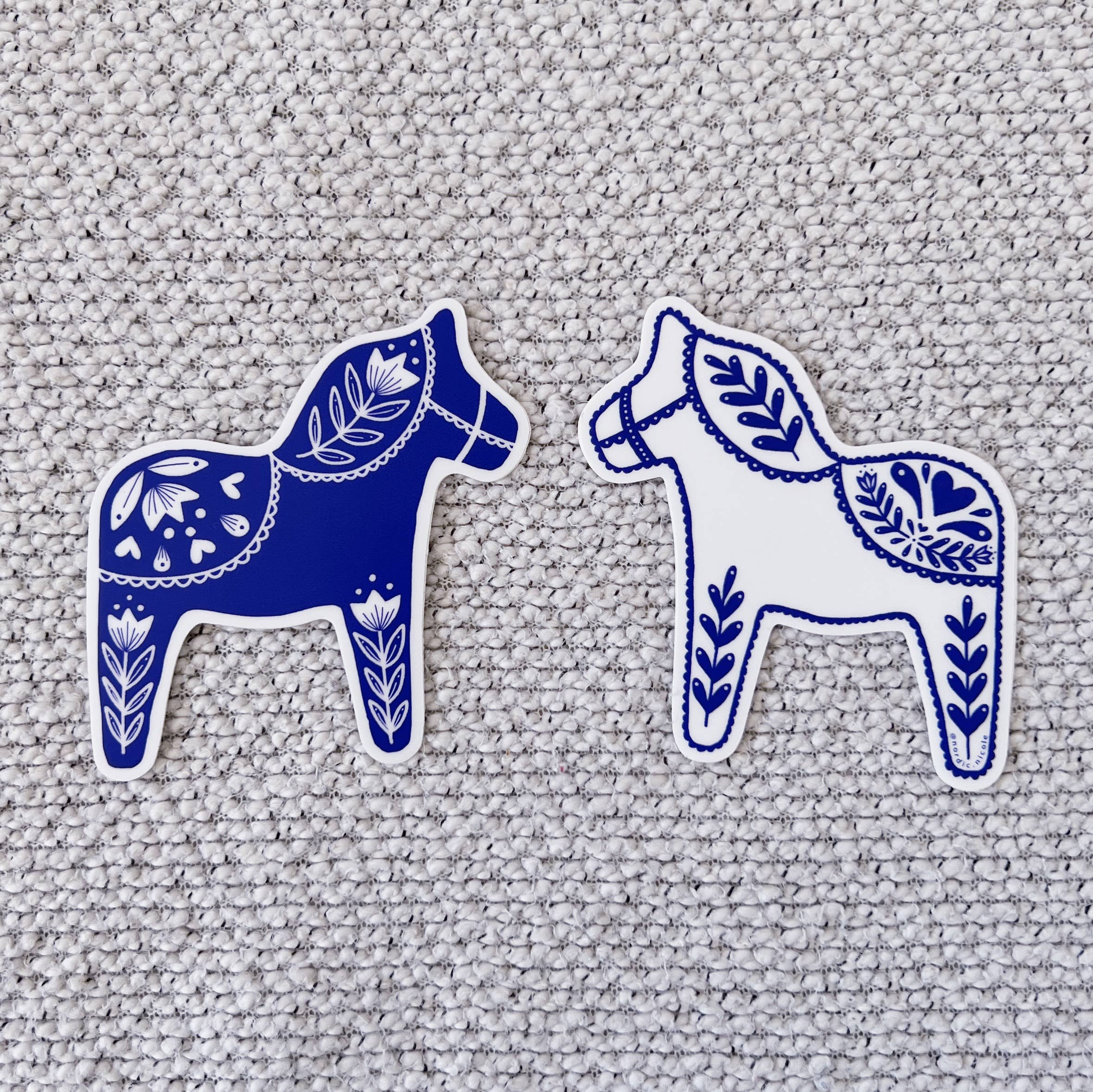 Nordic Nicole - Wholesale Sticker - Swedish Dala Horse Sticker (Red/Pink)4