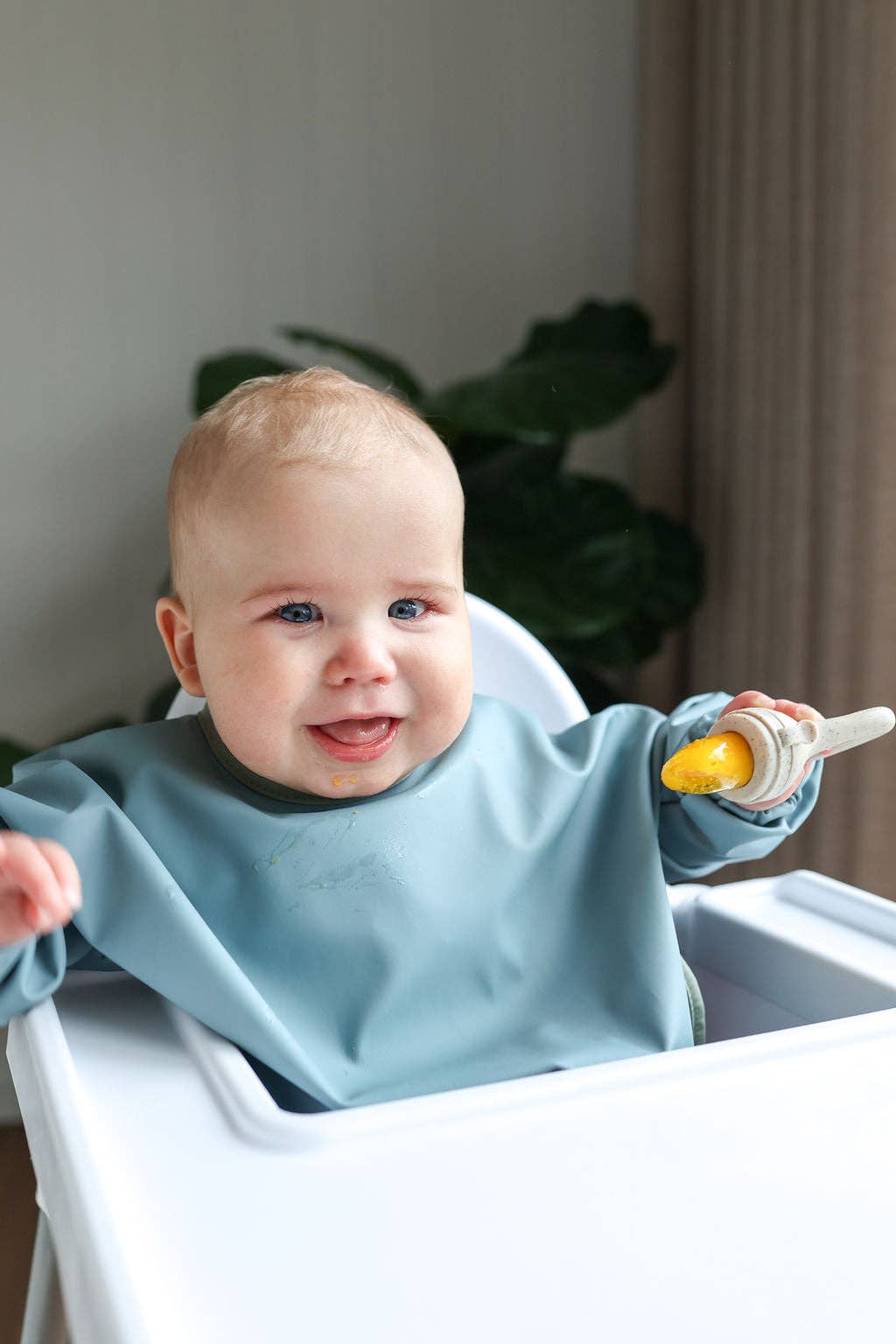 Tilda & Moo - Wholesale Bib - Baby - Blueberry Ice | Smock Bib6