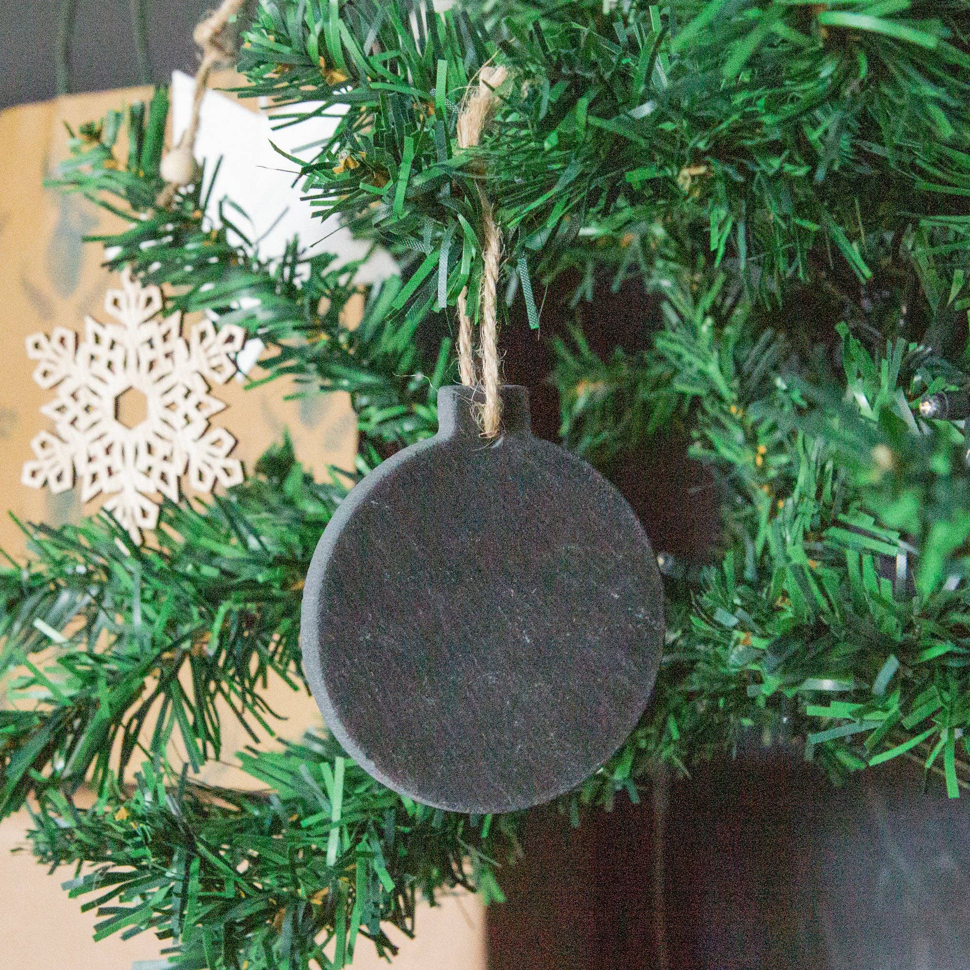 Rinkit Pty Ltd - Wholesale Ornament - Slate Christmas Tree Decoration - Bauble - By Nicola Spring3