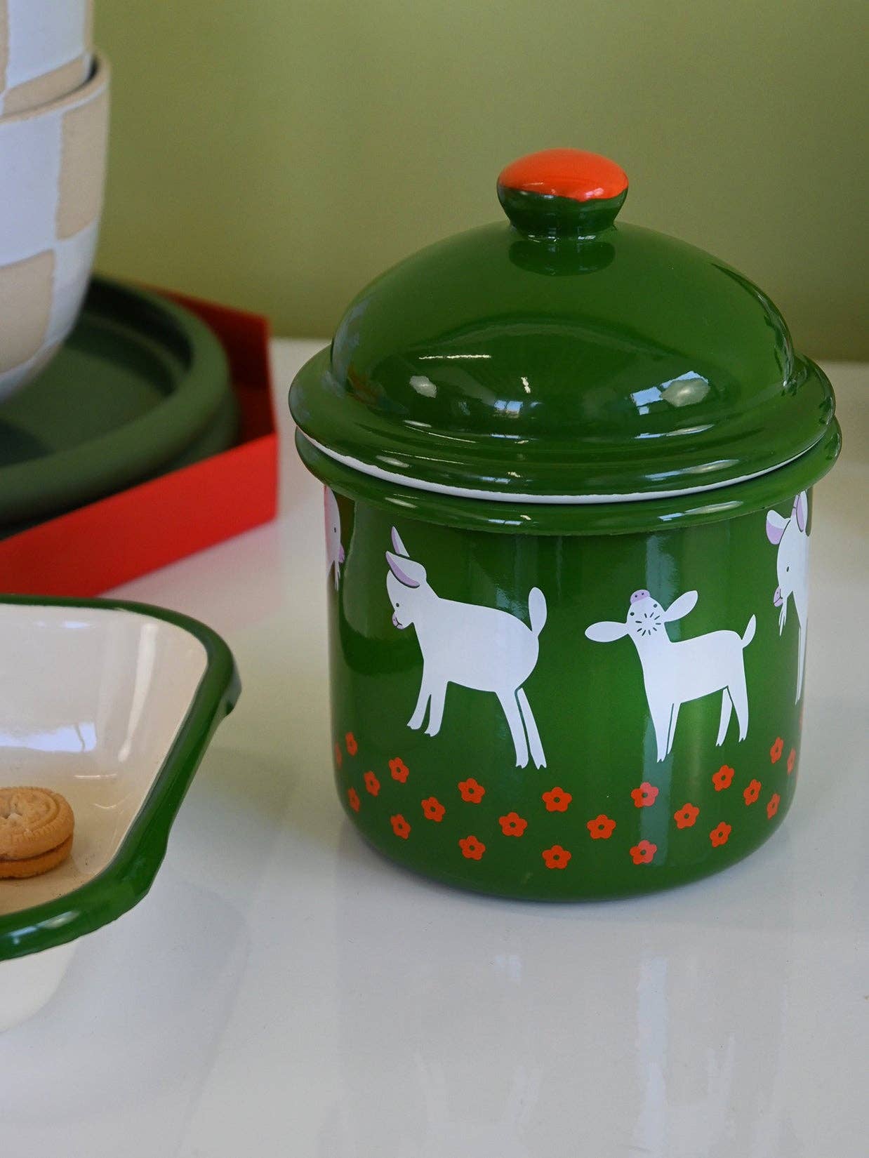 Natali Koromoto - Wholesale Food Storage Container - "GOAT" Enamel container8