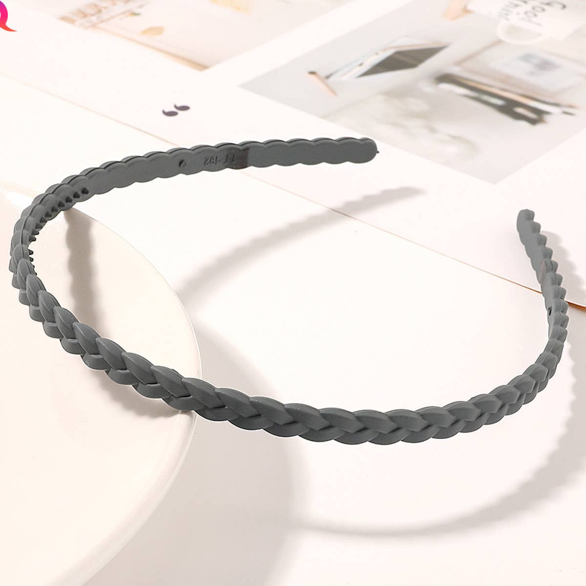 ACCITY - Wholesale Fashion Headband - Women's - BRAIDED DESIGN HEADBAND_CWAHA02167