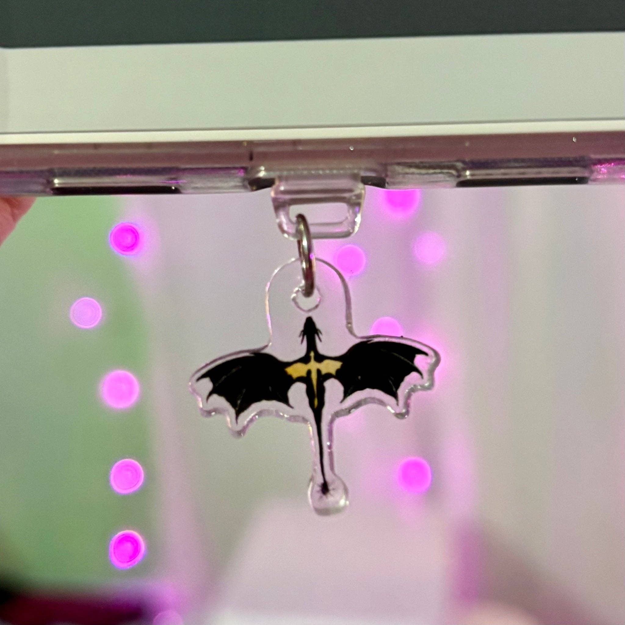 Awfullynerdy.co – wholesale Keychain – Unisex – Tarin and Andarna Dust Plug USB-C Hook