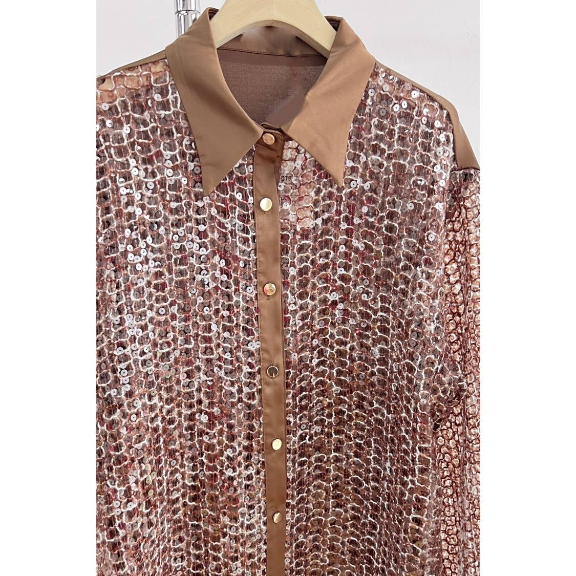 XHHH Inc - Wholesale Shirt - Women's - X9342CT Sequin Button-Up Shirt2