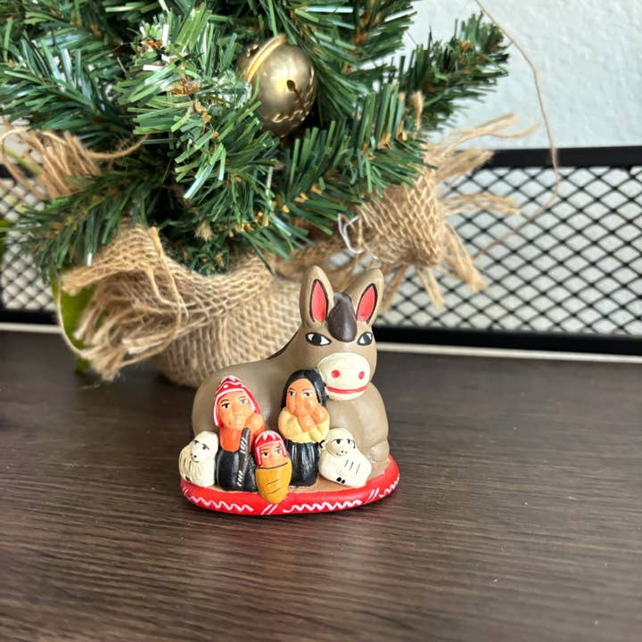 Zoe Artcrafts Corp. - Wholesale Christmas decoration - Donkey and Nativity Scene Christmas Decor ethnic figurines 5