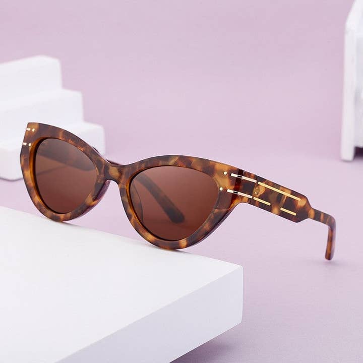 Fashion Cat Eye Women's UV Sunglasses for wholesale by UZ Wholesale Store